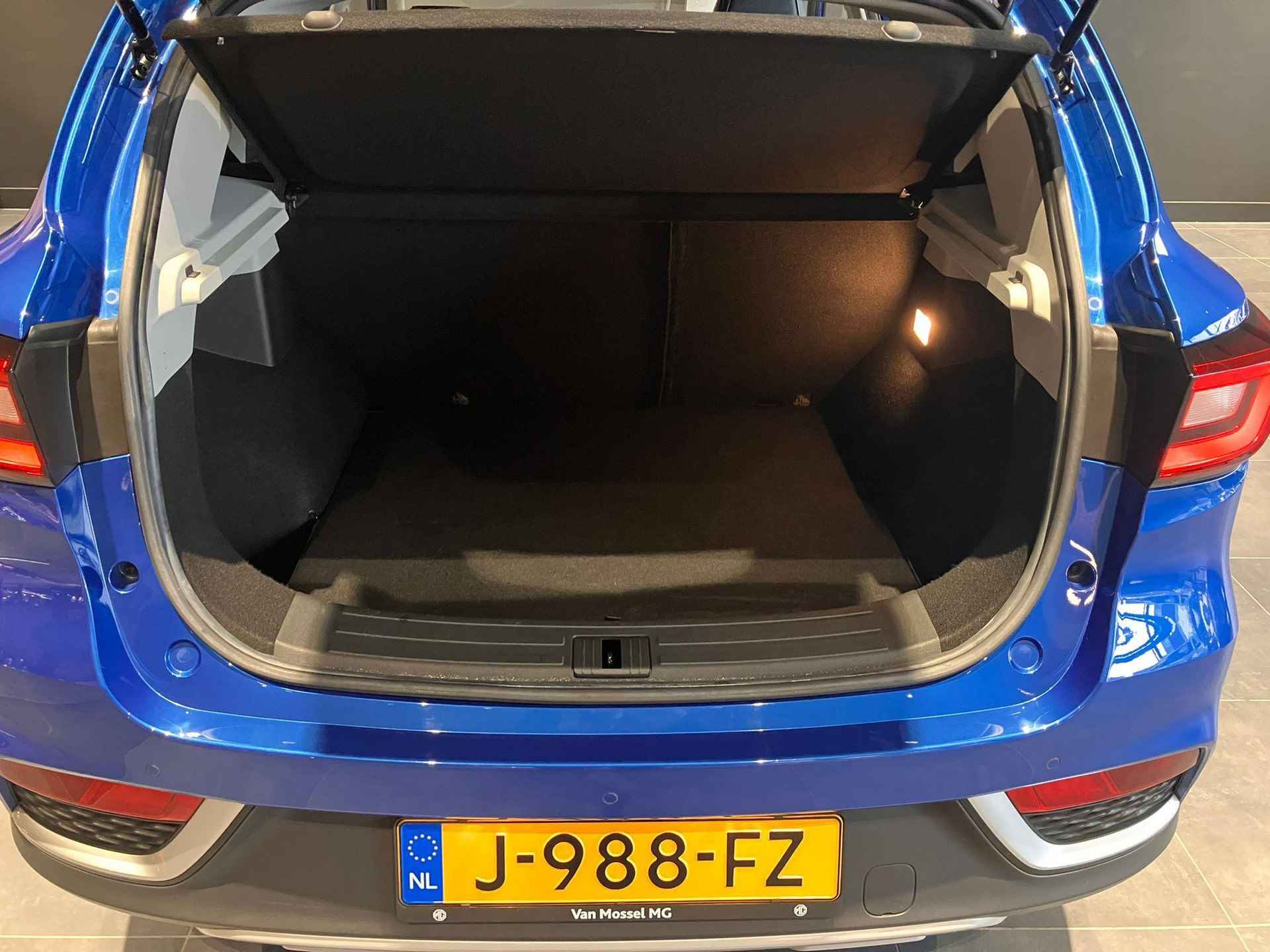 MG ZS EV Luxury 45 kWh | Panoramadak | Camera | Lederen Bekleding | Navigatie | - 8/26