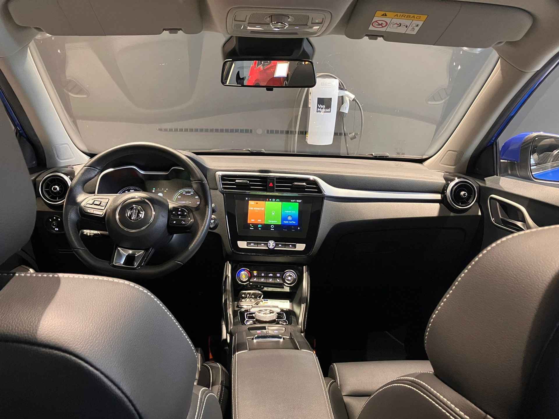 MG ZS EV Luxury 45 kWh | Panoramadak | Camera | Lederen Bekleding | Navigatie | - 10/26