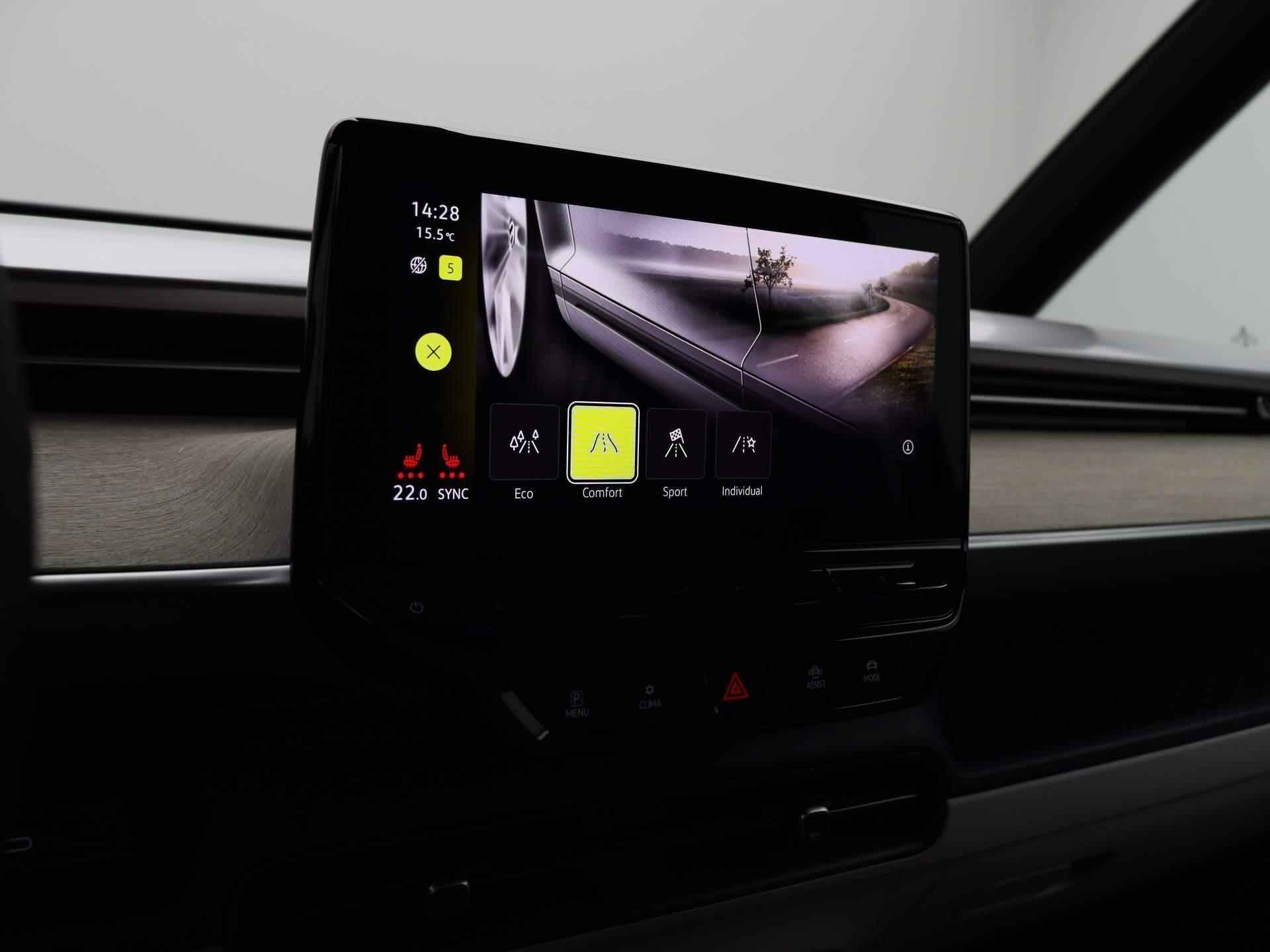 Volkswagen ID. Buzz Pro 77kWh 204 PK | Automaat | Navigatie | LED Matrix | Trekhaak | Apple carplay | Android auto | Keyless | Parkeersensoren | Camera | Stoelverwarming | - 31/47
