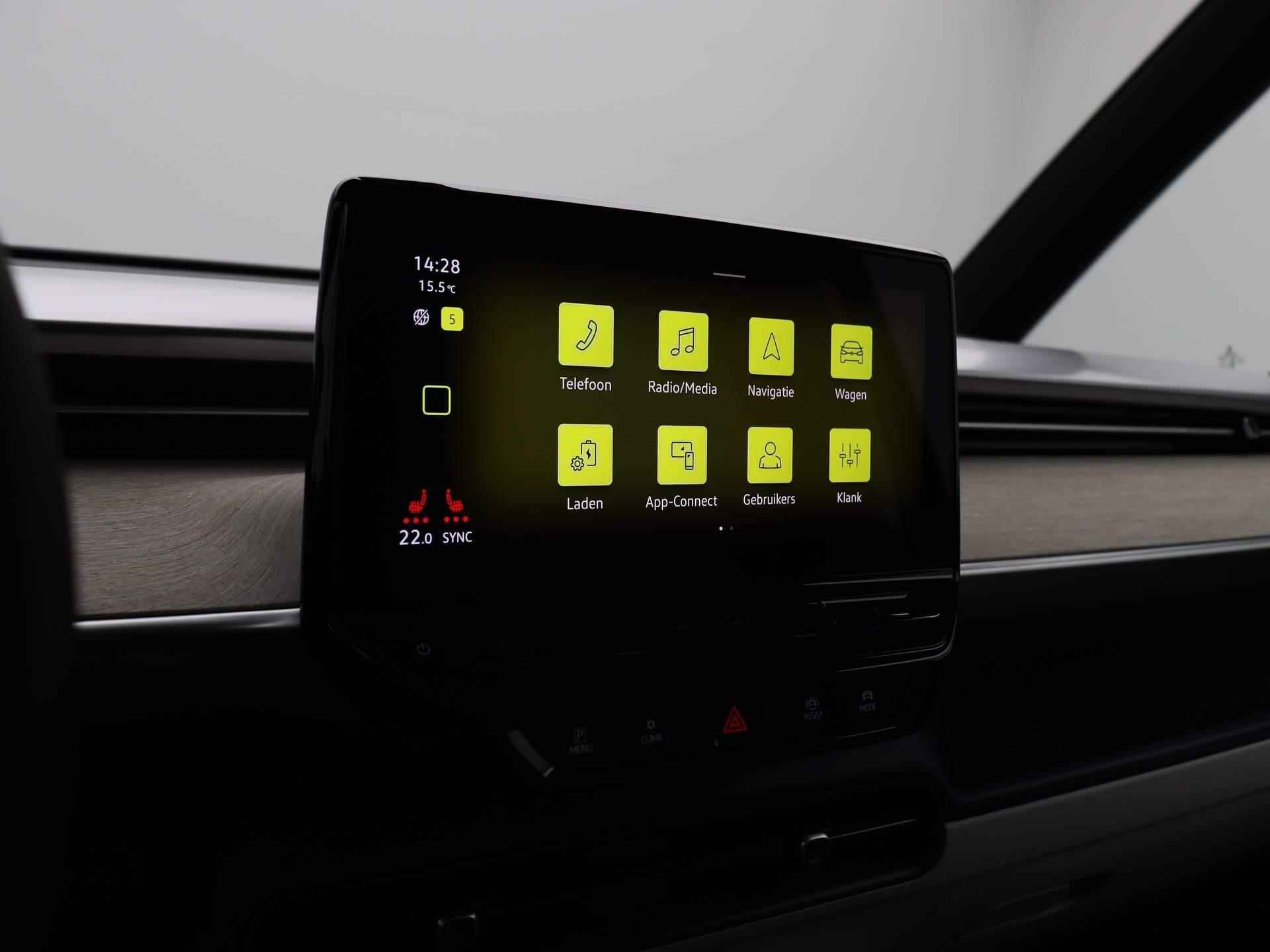 Volkswagen ID. Buzz Pro 77kWh 204 PK | Automaat | Navigatie | LED Matrix | Trekhaak | Apple carplay | Android auto | Keyless | Parkeersensoren | Camera | Stoelverwarming | - 32/47