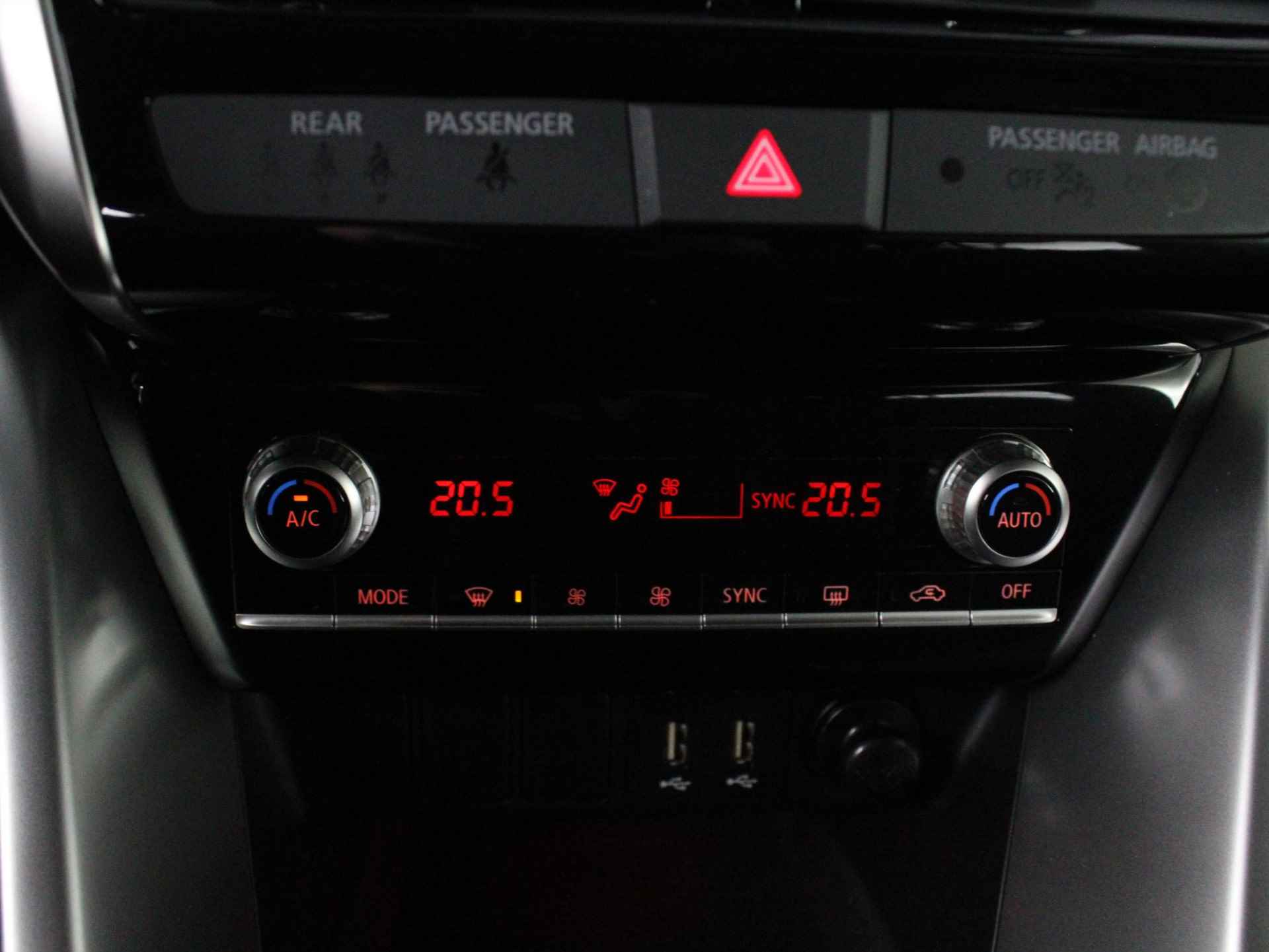 Mitsubishi Eclipse Cross 2.4 PHEV Intense+ | Navigatie | 18" LM Velgen | Apple Carplay / Android Auto | Stoelverwarming | - 18/47
