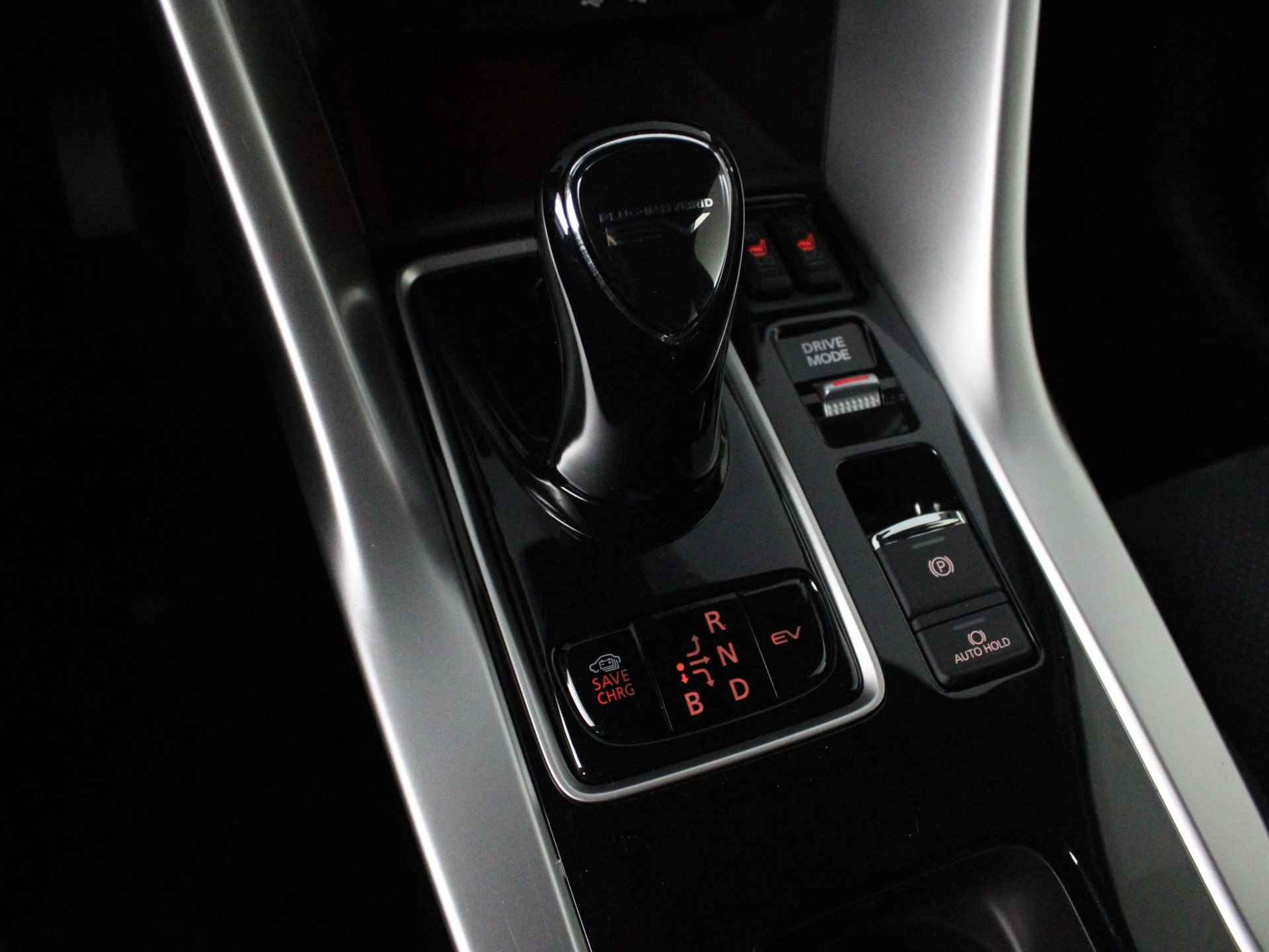 Mitsubishi Eclipse Cross 2.4 PHEV Intense+ | Navigatie | 18" LM Velgen | Apple Carplay / Android Auto | Stoelverwarming | - 34/47