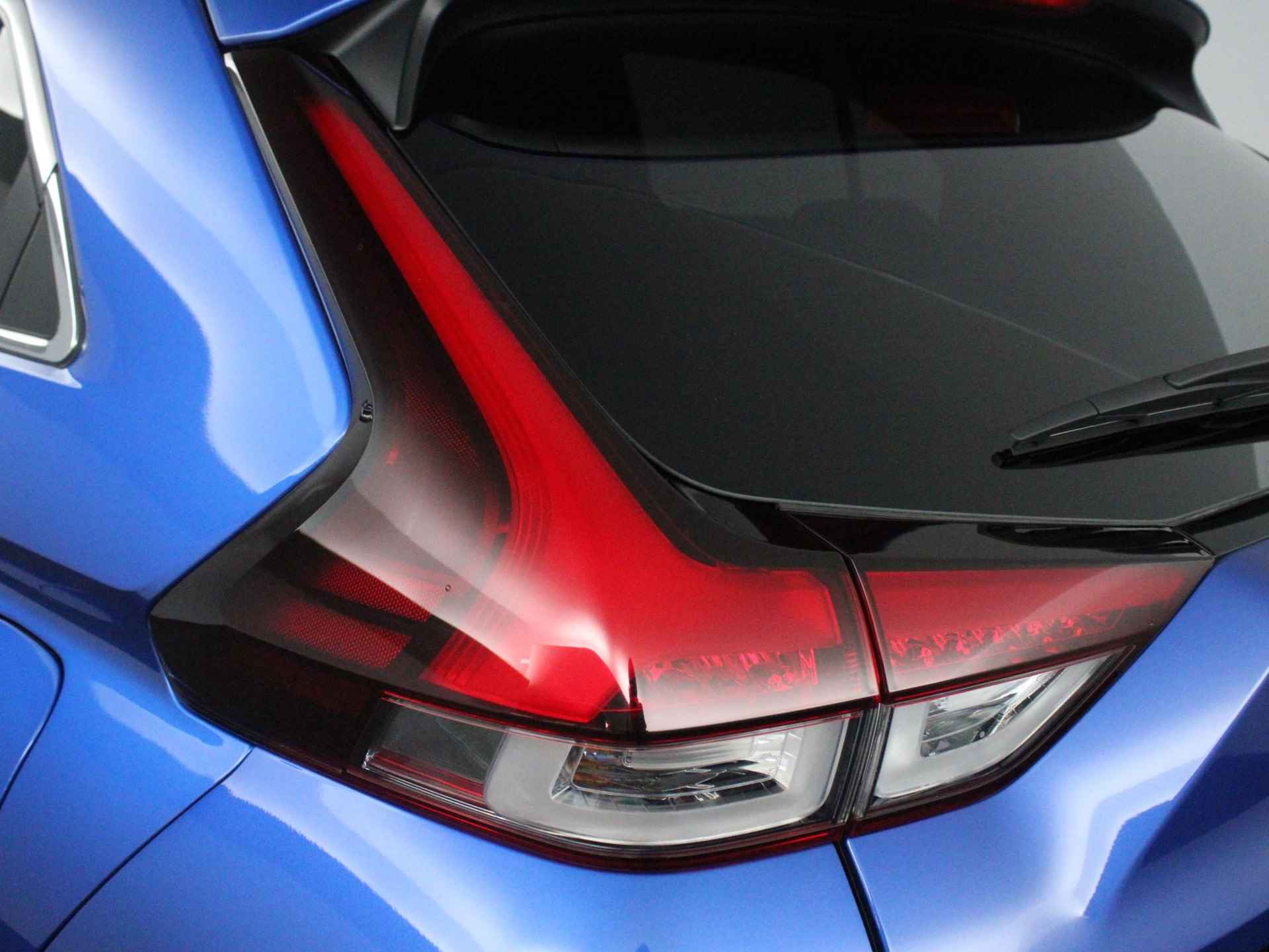 Mitsubishi Eclipse Cross 2.4 PHEV Intense+ | Navigatie | 18" LM Velgen | Apple Carplay / Android Auto | Stoelverwarming | - 37/47
