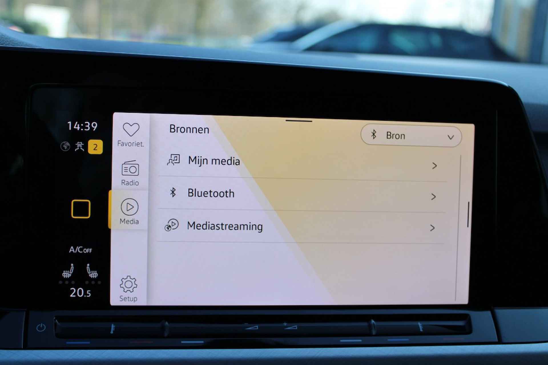 VOLKSWAGEN Golf 1.5 E/TSI LIFE Business Navi groot Climate DAB Camera NW.ST. - 32/44