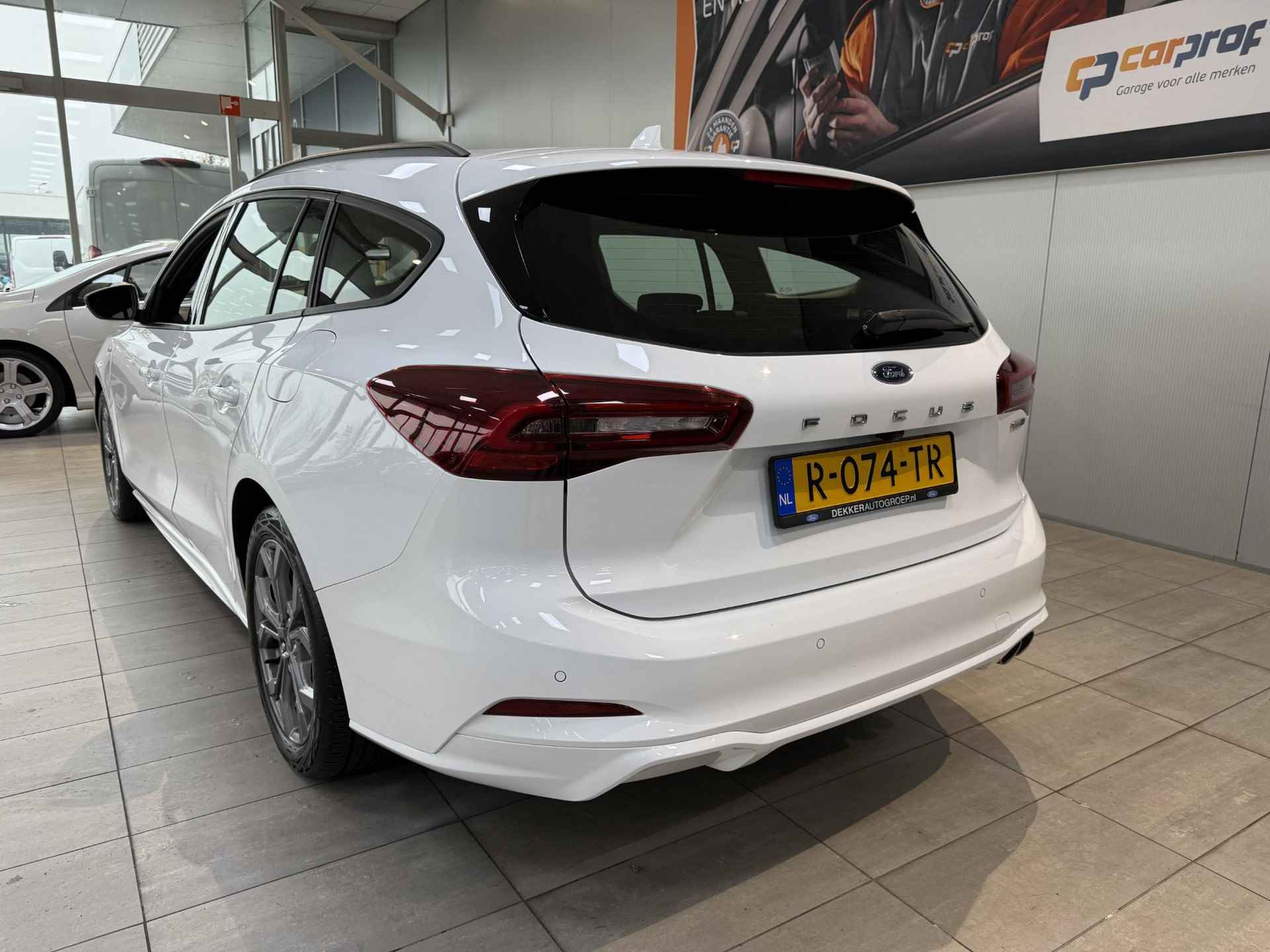 Ford Focus Wagon 1.0 EcoBoost Hybrid ST Line - 7/32