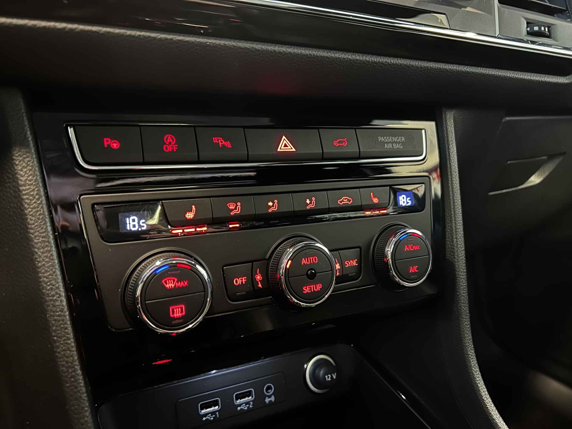 CUPRA Ateca 2.0 TSI 4DRIVE Limited Edition | Panoramadak | Beats audio | Kuipstoelen | Keyless | Adaptieve cruise control | Elek.verstelbare - 16/35