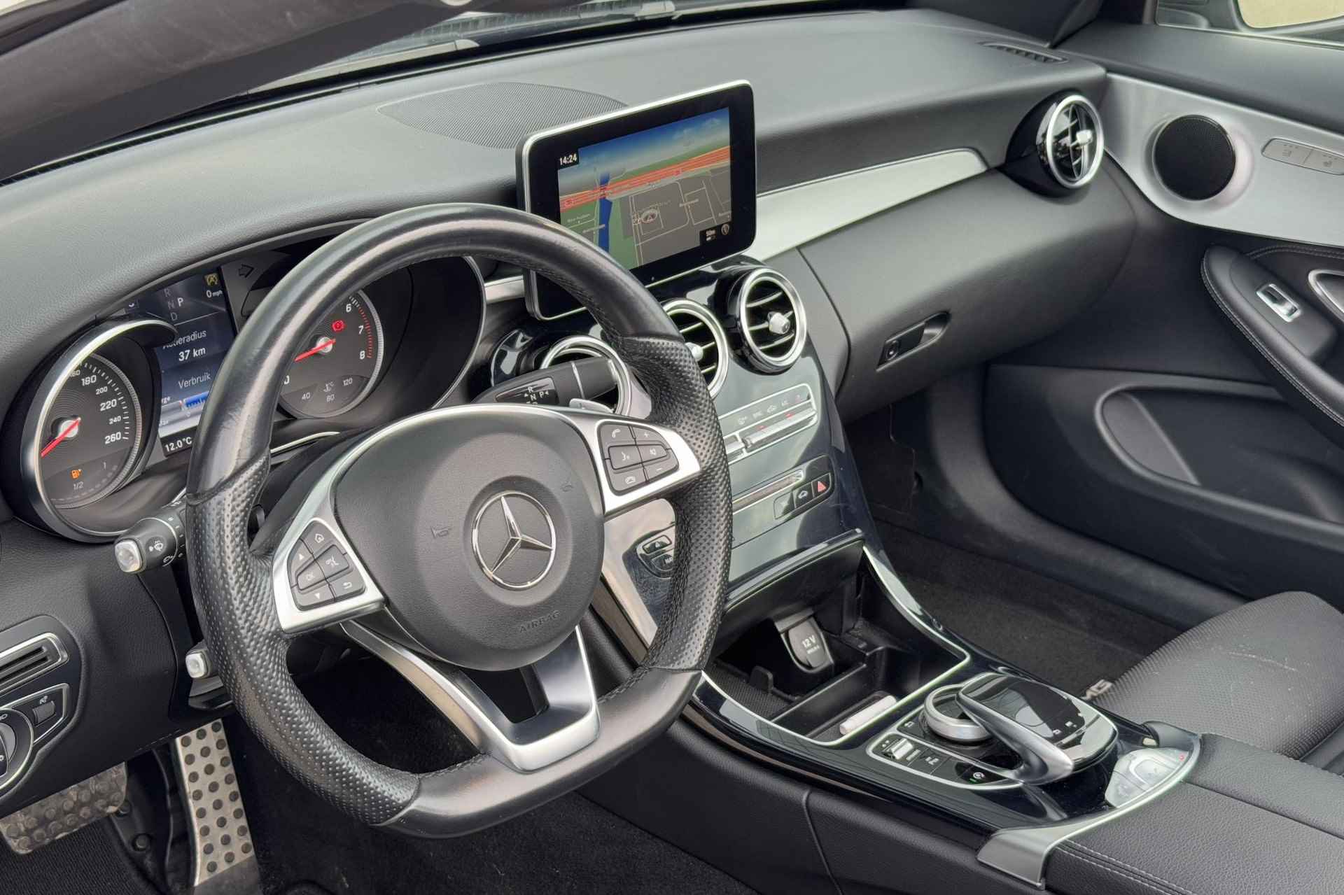 Mercedes-Benz C-klasse C 250 Cabriolet Automaat AMG Line | Prestige Pakket | Comand Online | Sfeerverlichting | Stoelverwarming | Airscarf | Parktronic | LED | Spiegelpakket - 3/48