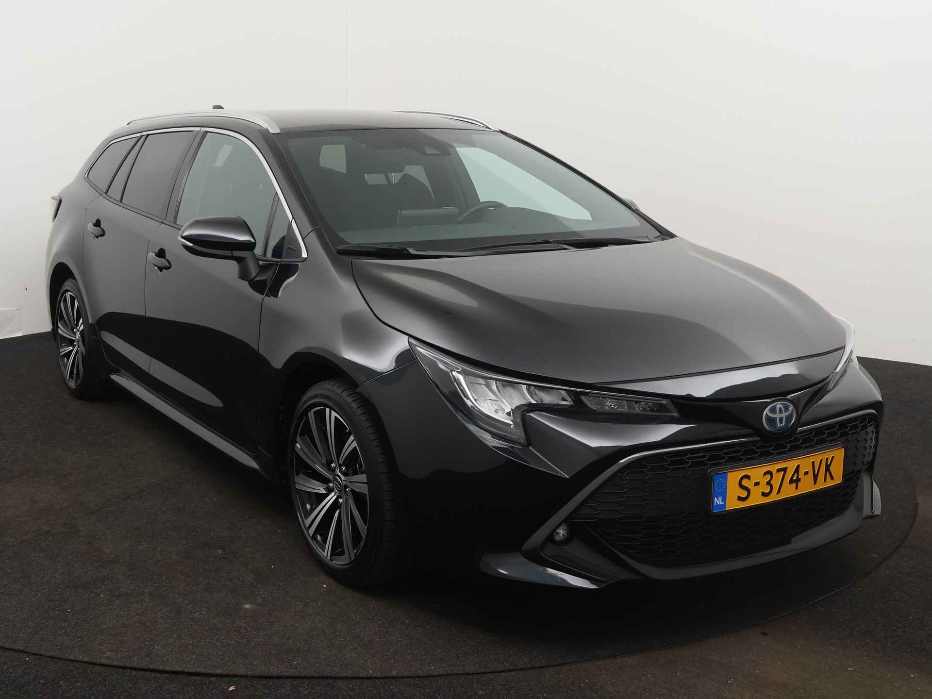 Toyota Corolla Touring Sports 1.8 Hybrid Dynamic | Camera | Climate Control | Stoelverwarming | Draadloze telefoonlader | - 29/43