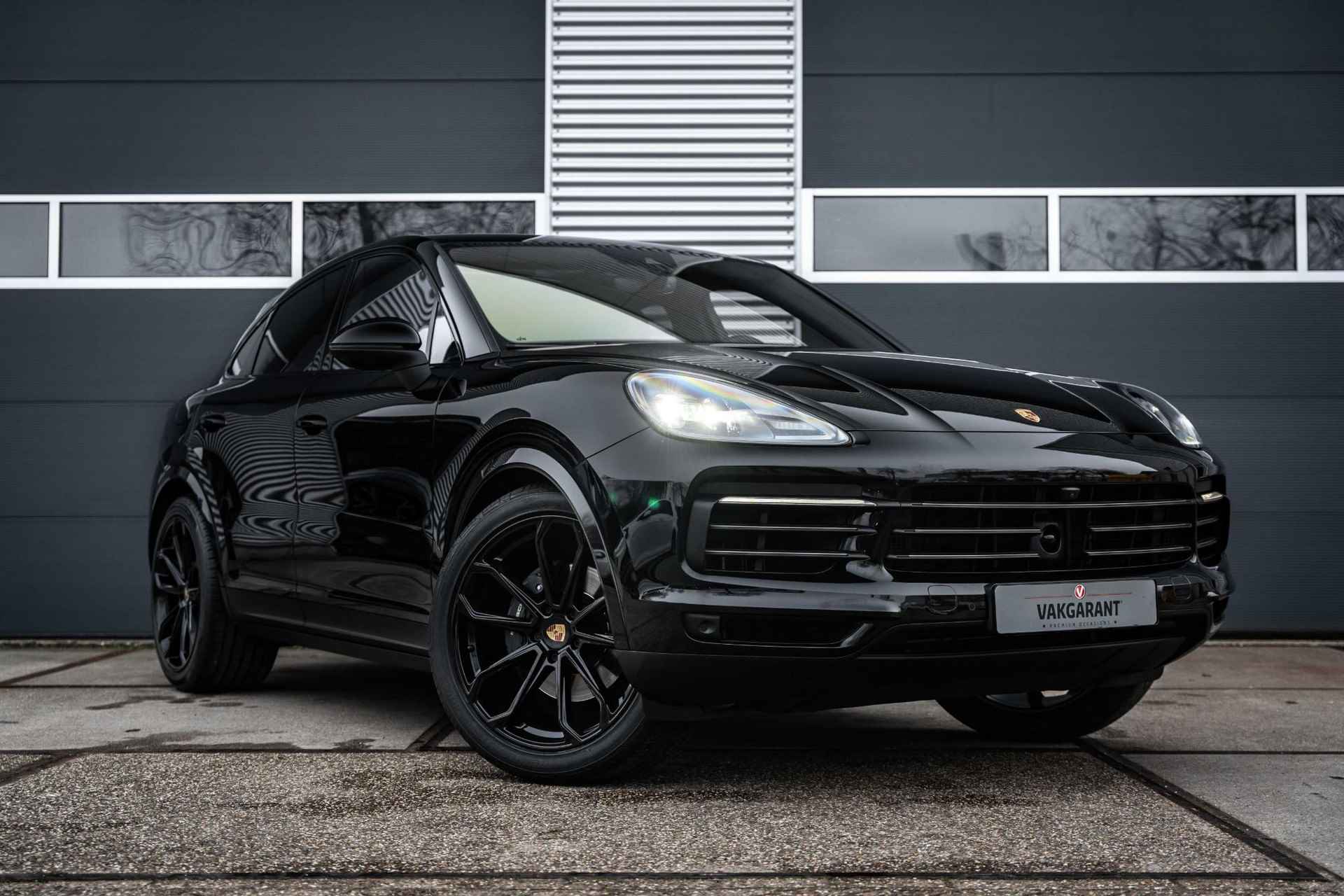 Porsche Cayenne Coupé 3.0 E-Hybrid |Panorama dak |Soft close |Trekhaak |Lucht vering PASM |Sport-uitlaatsysteem |BOSE| - 9/45