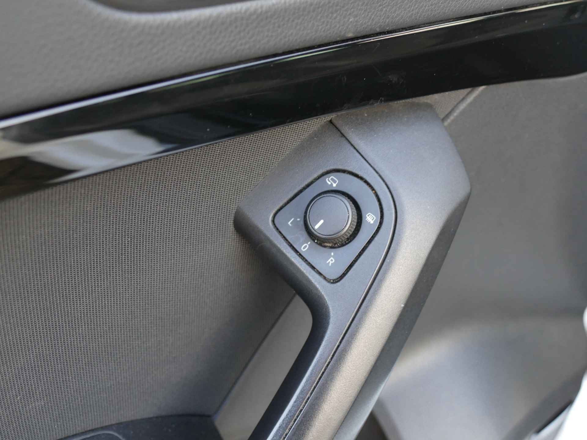 SEAT Ateca 1.4 EcoTSI FR Business Intense | LED koplampen | rondomzicht camera | Apple CarPlay / Android auto - 36/55