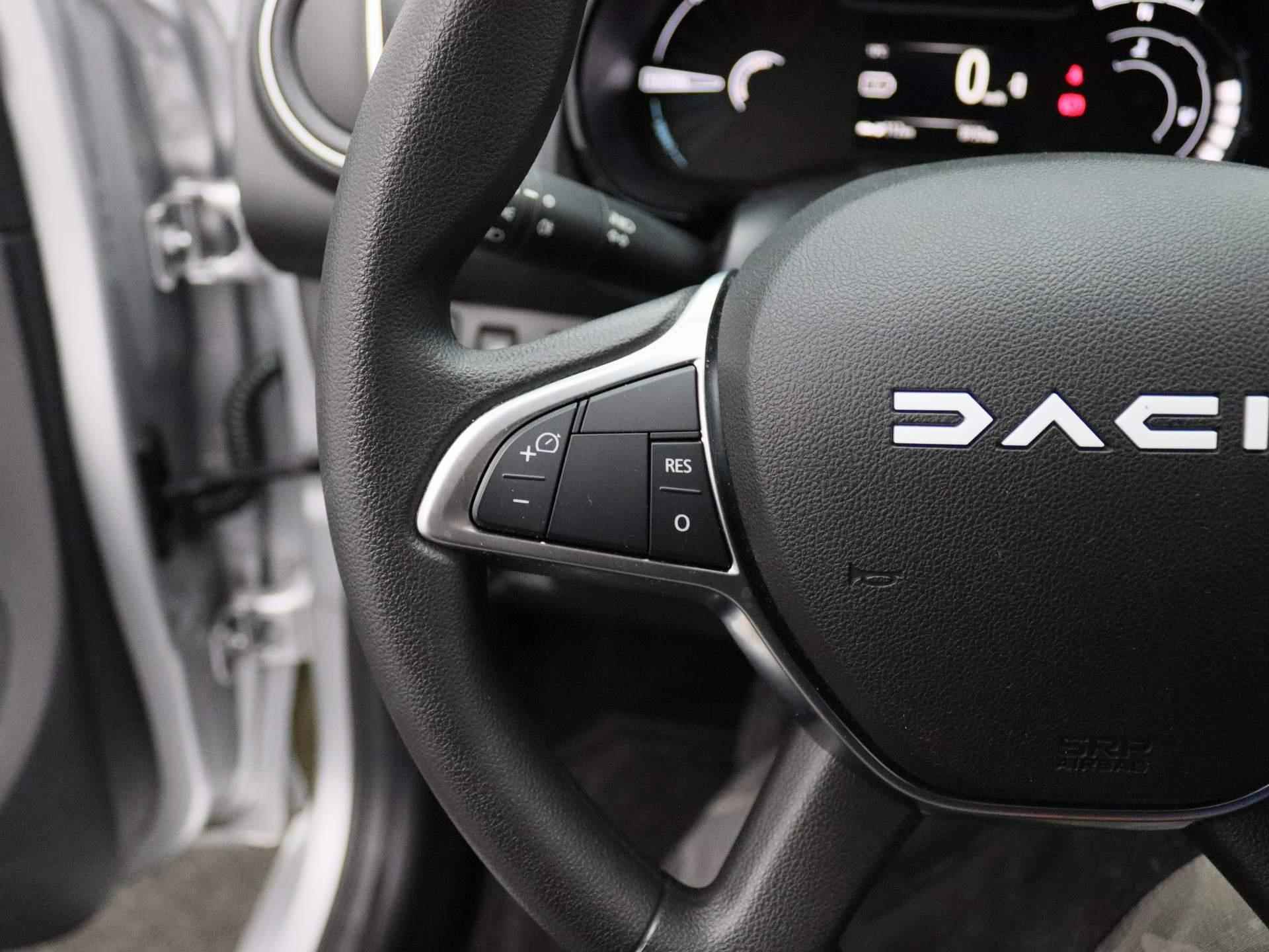 Dacia Spring Expression  | Automaat | Navigatie incl. Apple CarPlay & Android Auto | Airco | Metaalkleur | Parkeersensoren achter met achteruitrijcamera ! - 18/25