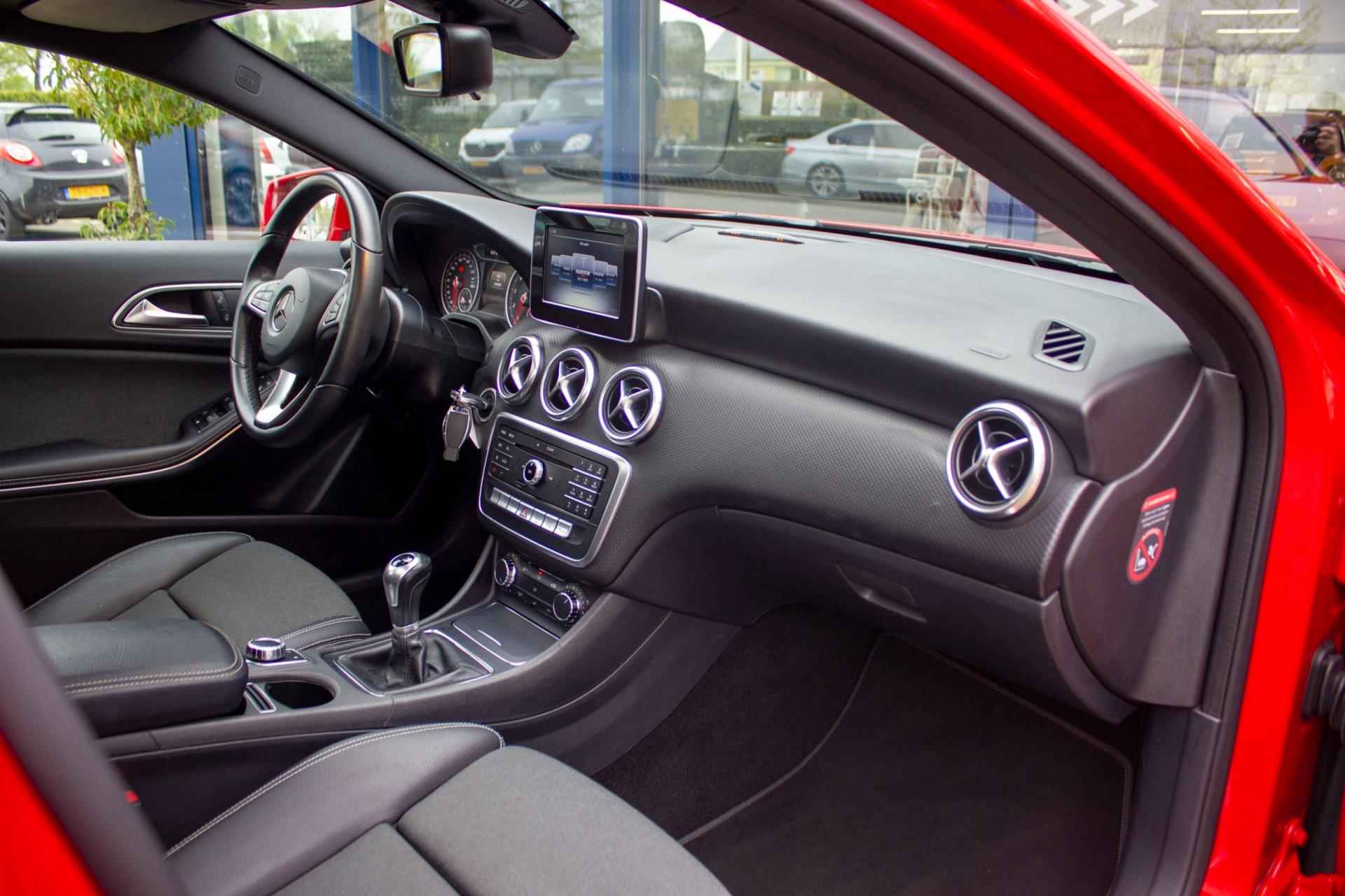 Mercedes-Benz A-klasse 160 Ambition | Prijs rijklaar incl. 12 mnd garantie | Navi Bluetooth LMV Panodak - 20/43
