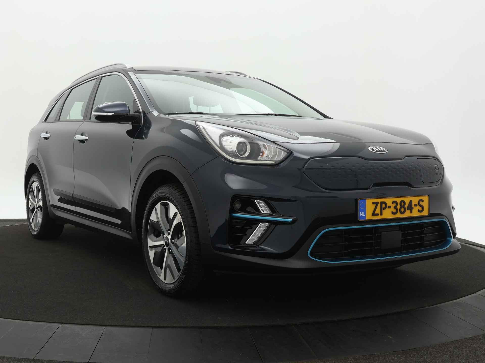 Kia e-Niro DynamicLine 64kWh *€2000 Subsidie beschikbaar* - Navigatie - Camera - Climate control - Cruise control - Fabrieksgarantie tot 07-2026 - 12/53