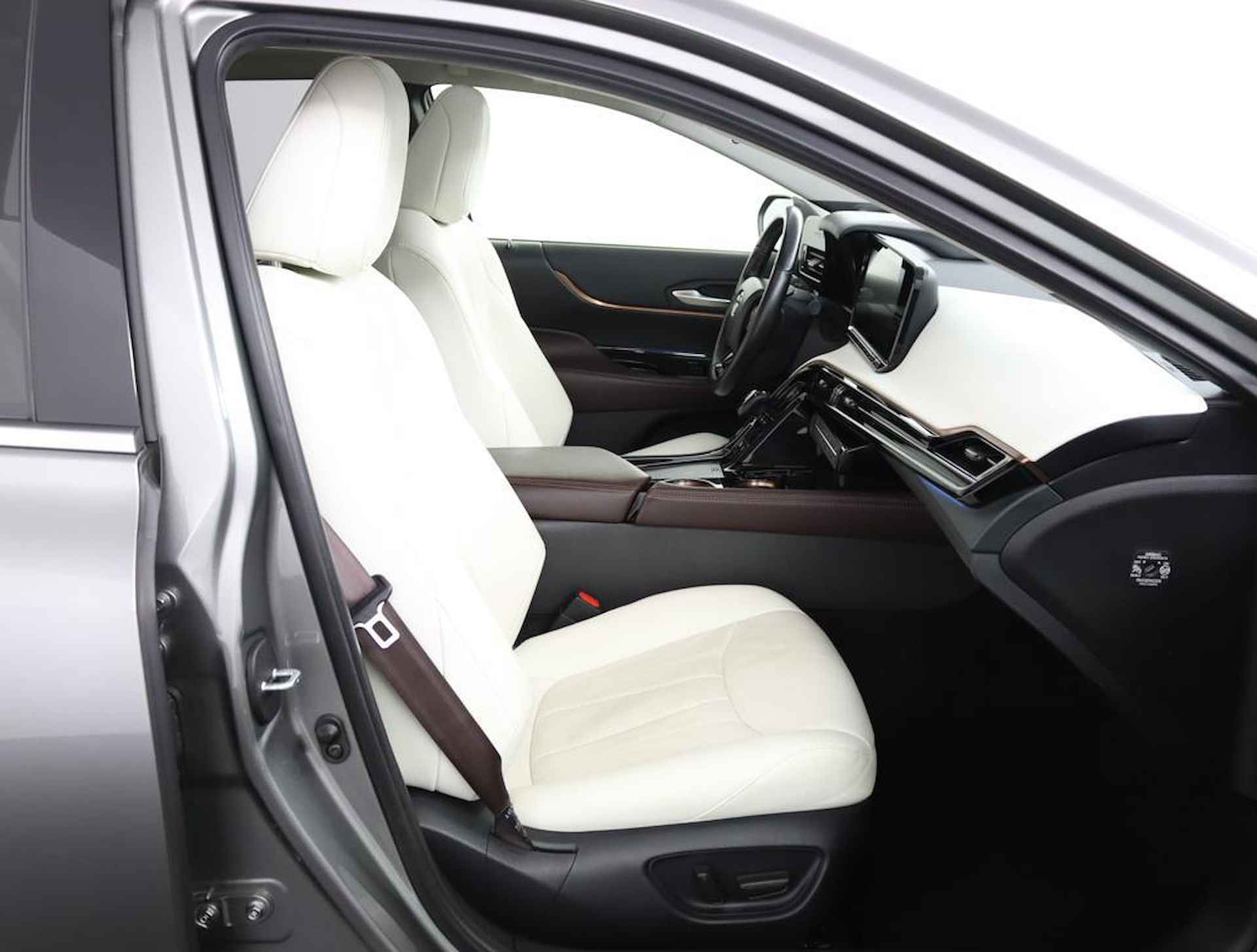 Toyota Mirai Prestige | Parkeer sensoren | 360 camera | Stoelventilatie | Navigatie | Apple carplay & Android auto | - 22/64