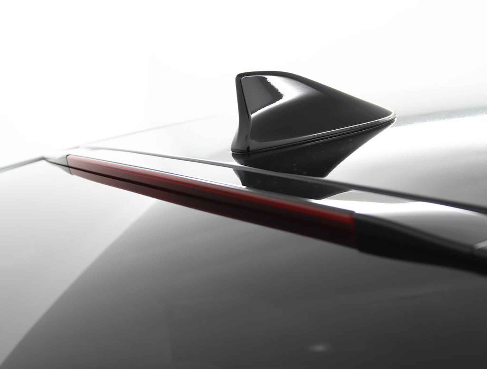 Toyota Mirai Prestige | Parkeer sensoren | 360 camera | Stoelventilatie | Navigatie | Apple carplay & Android auto | - 44/64