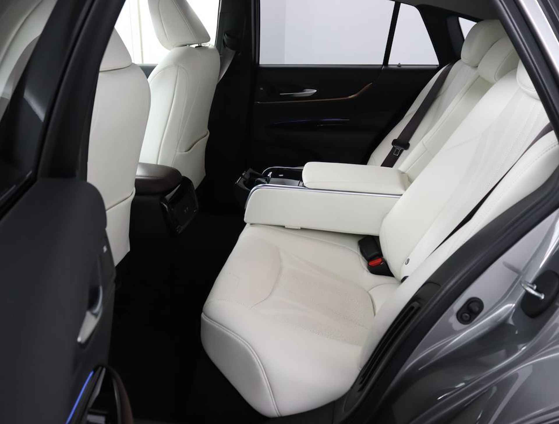 Toyota Mirai Prestige | Parkeer sensoren | 360 camera | Stoelventilatie | Navigatie | Apple carplay & Android auto | - 45/64