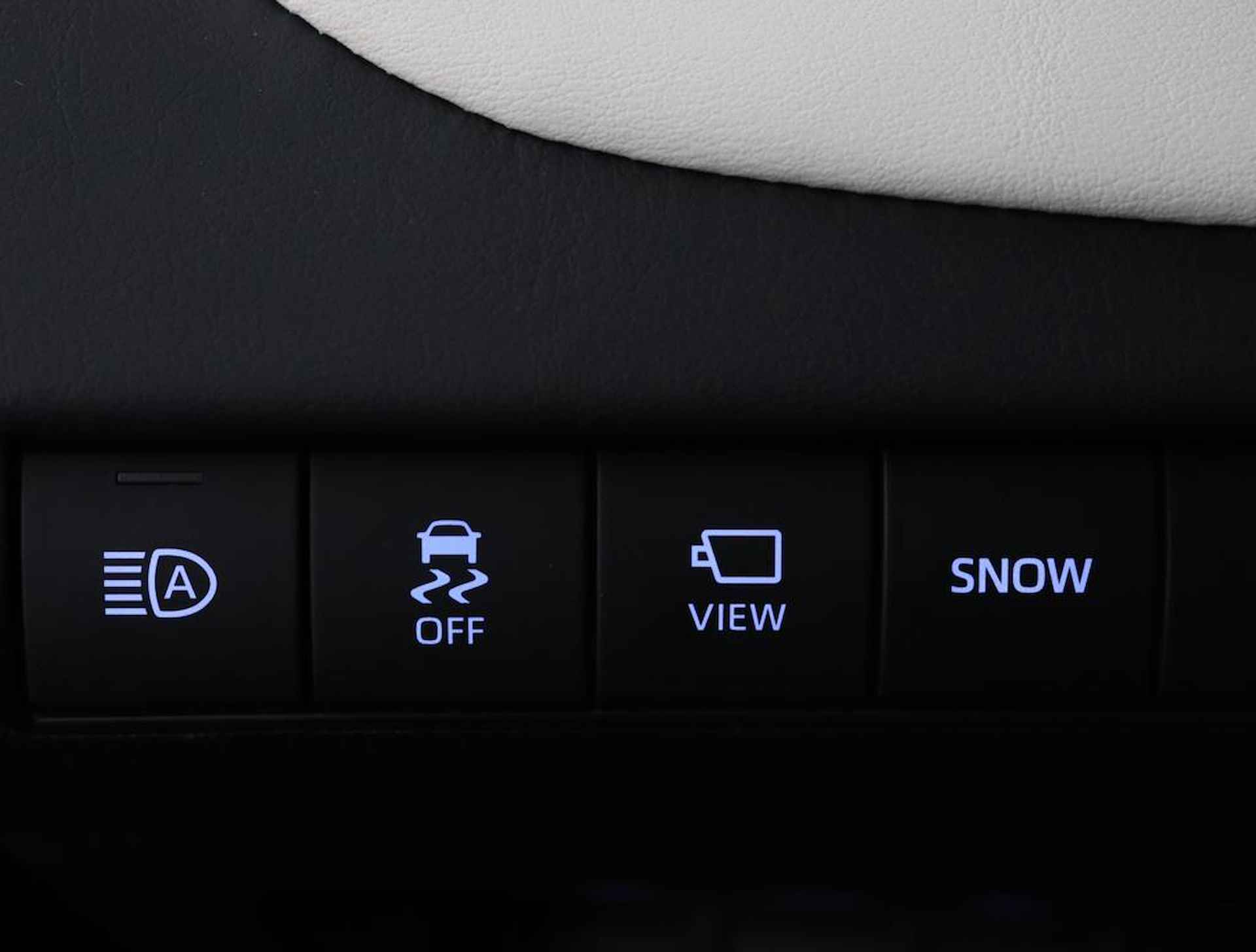 Toyota Mirai Prestige | Parkeer sensoren | 360 camera | Stoelventilatie | Navigatie | Apple carplay & Android auto | - 49/64