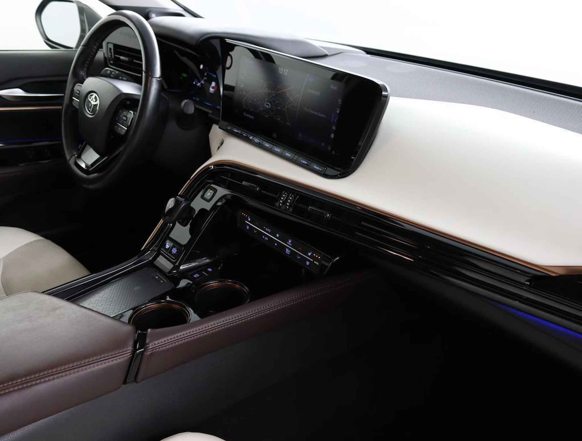 Toyota Mirai Prestige | Parkeer sensoren | 360 camera | Stoelventilatie | Navigatie | Apple carplay & Android auto | - 56/64