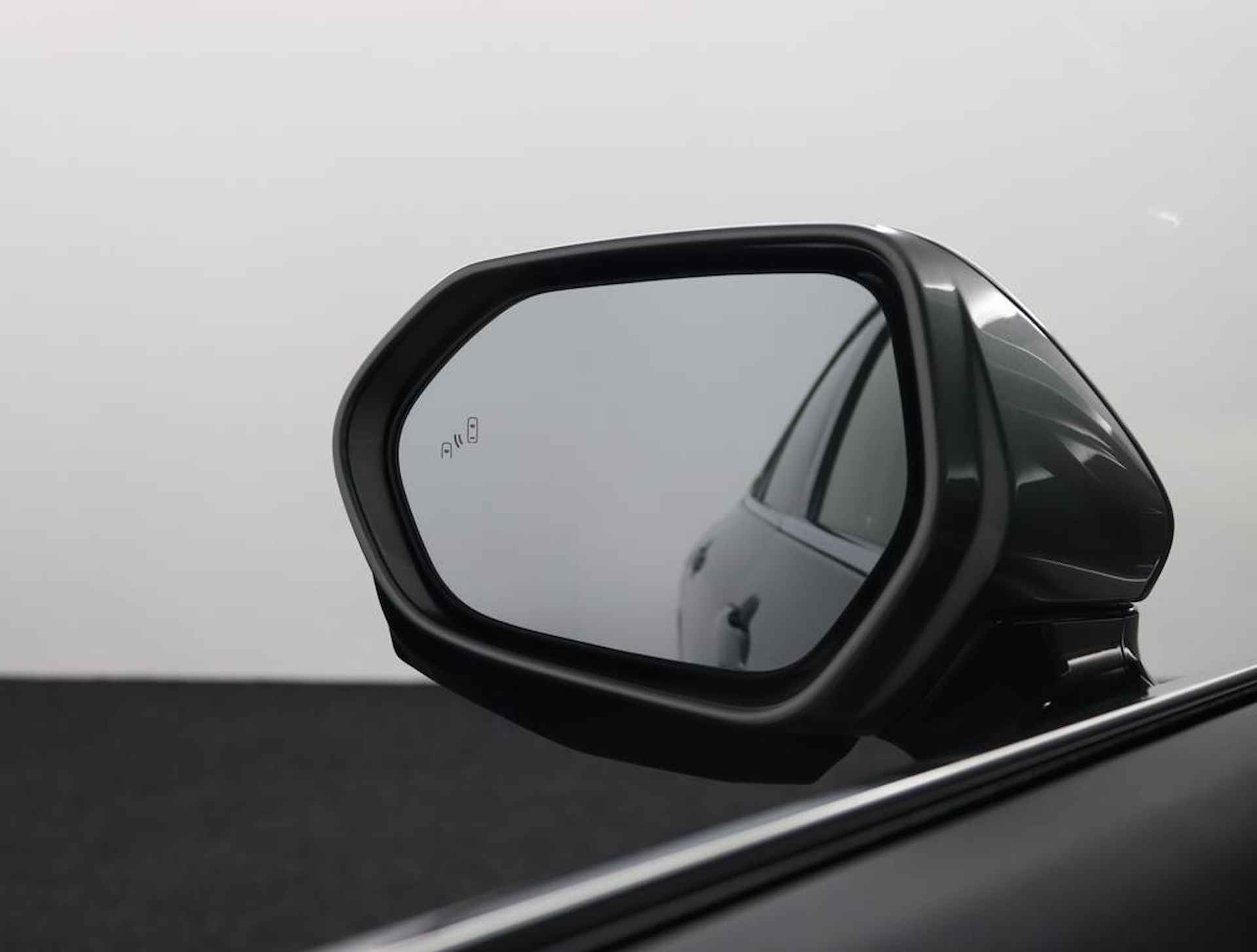 Toyota Mirai Prestige | Parkeer sensoren | 360 camera | Stoelventilatie | Navigatie | Apple carplay & Android auto | - 58/64
