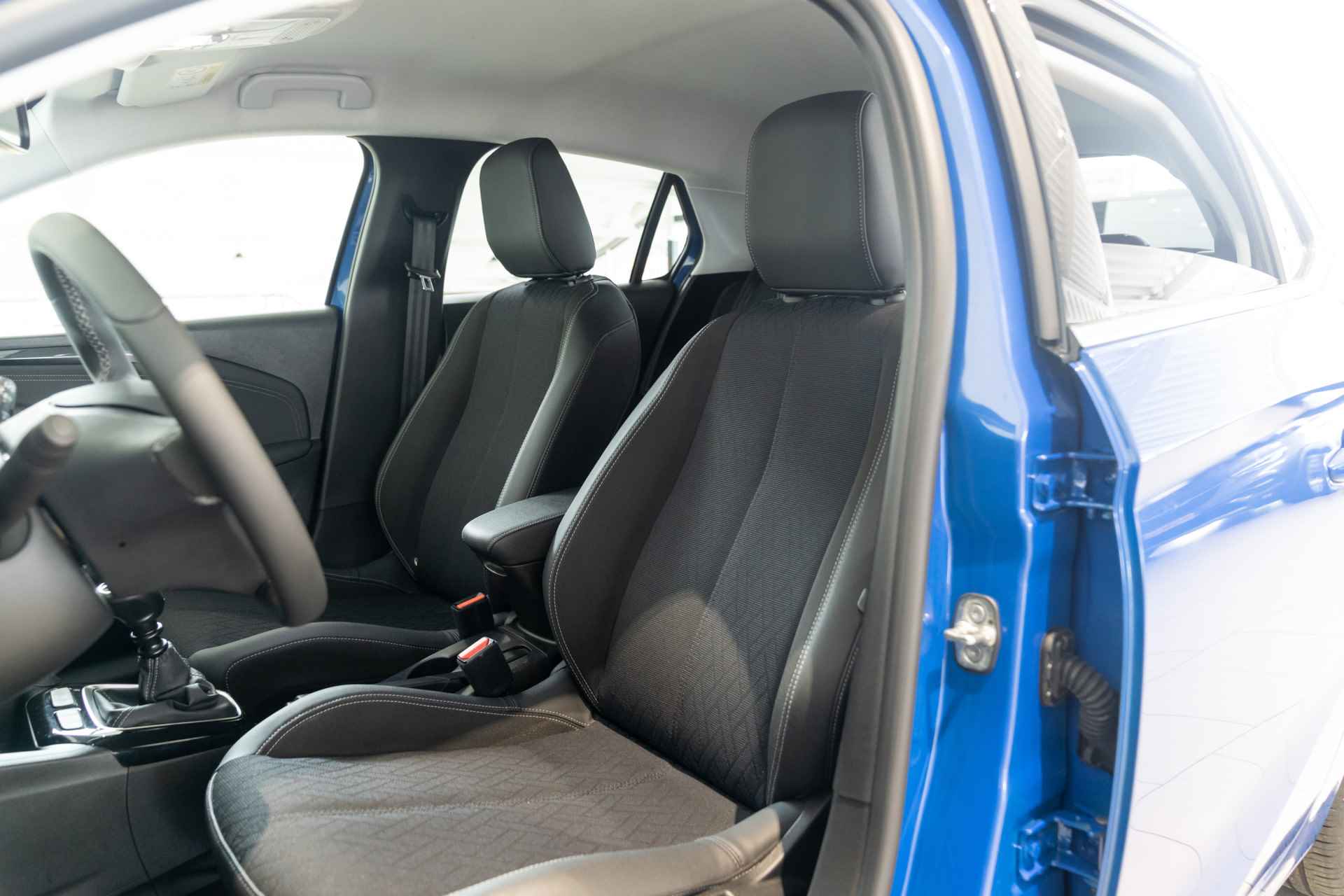 Opel Corsa 1.2 Turbo 100PK Elegance | NL Auto! | Climate Controle | Navigatie | Parkeersensoren | Donker Glas | - 11/32