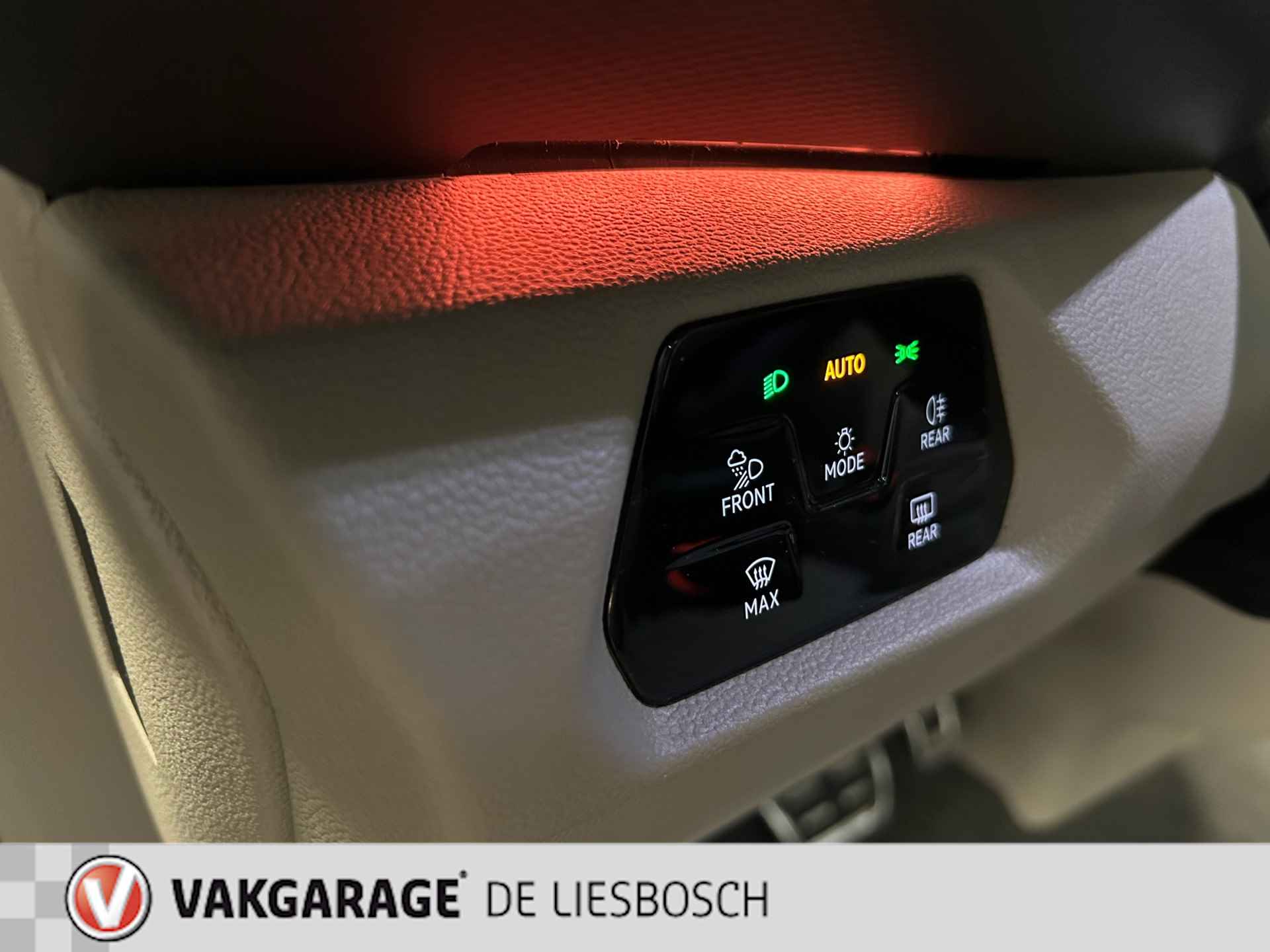 Volkswagen MULTIVAN 1.4 eHybrid L1H1 Life Business / 7 persoons / panorama-dak / leder / head-up / led matrix - 12/27