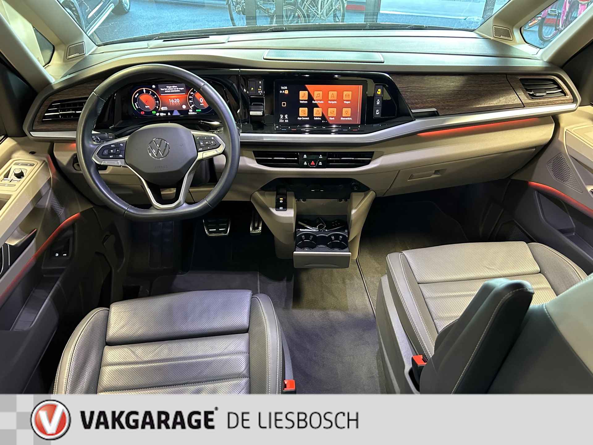 Volkswagen MULTIVAN 1.4 eHybrid L1H1 Life Business / 7 persoons / panorama-dak / leder / head-up / led matrix - 17/27