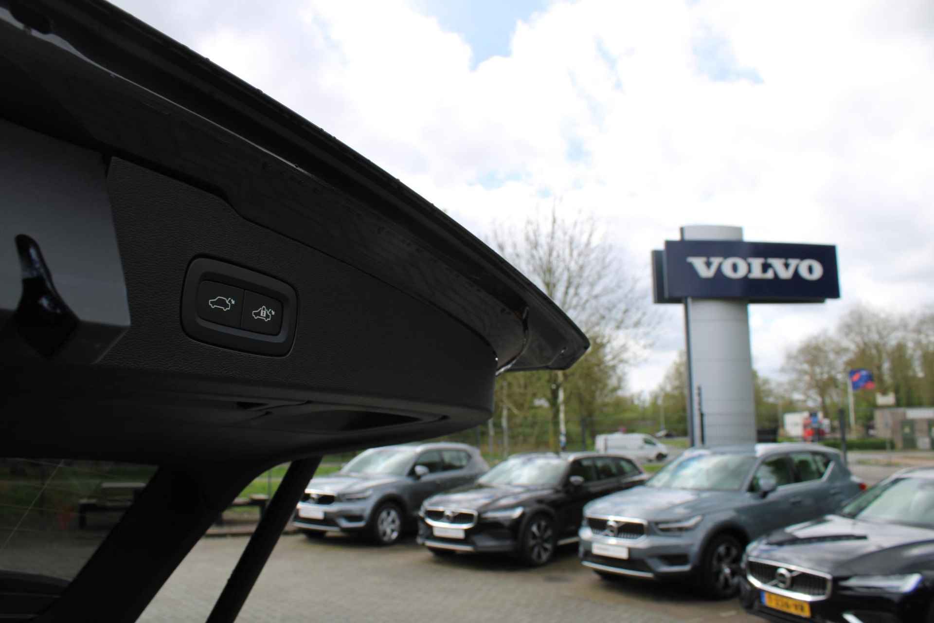 Volvo V60 T6 Recharge AUT8 350PK AWD Plus Bright, **Per Direct leverbaar** Nappa leder opengrid,  Google Services, Verwarmde Voorstoelen en Stuurwiel, Adaptive Cruise Control met Stuurhulp, Achteruitrijcamera, 18 inch wielen, - 16/19