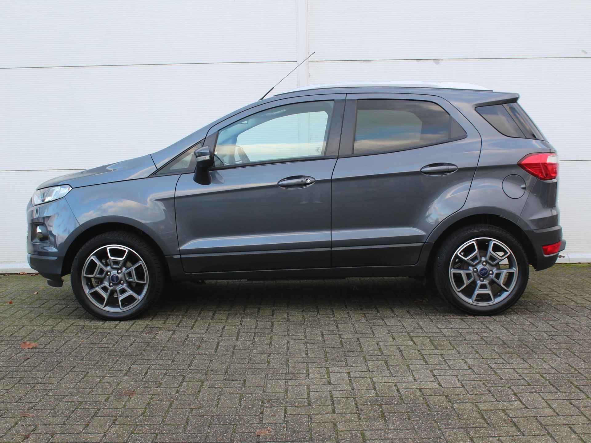 Ford EcoSport 1.5 Ti-VCT Titanium AUTOMAAT / Trekhaak Afneembaar / Stoelverwarming / Navigatie / Cruise Control / Keyless Entry & Start / - 9/42