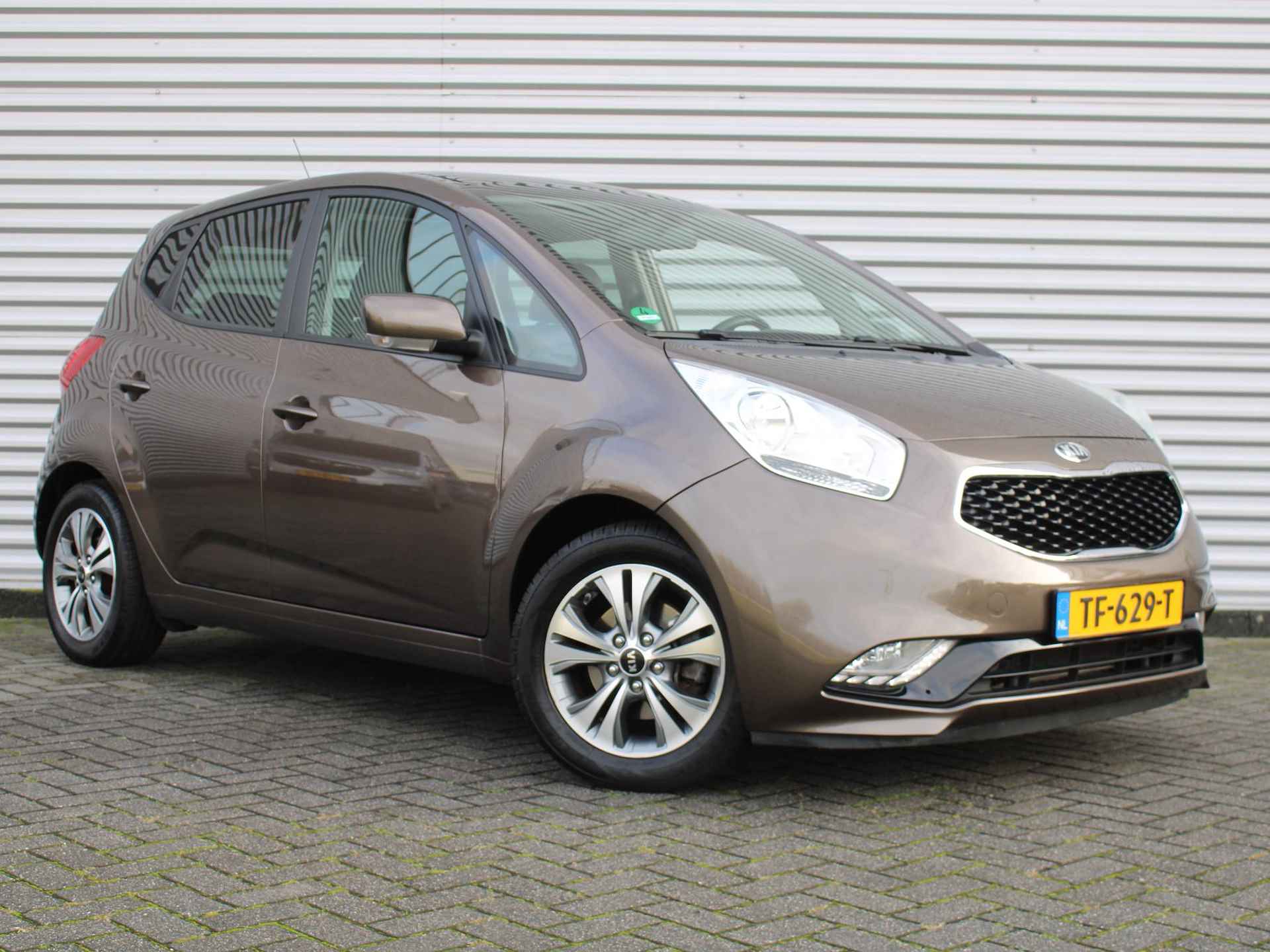 Kia Venga 1.4 CVVT Edition | Airco | 16" LM | Navi | PDC achter | Panoramadak | Camera | - 4/31