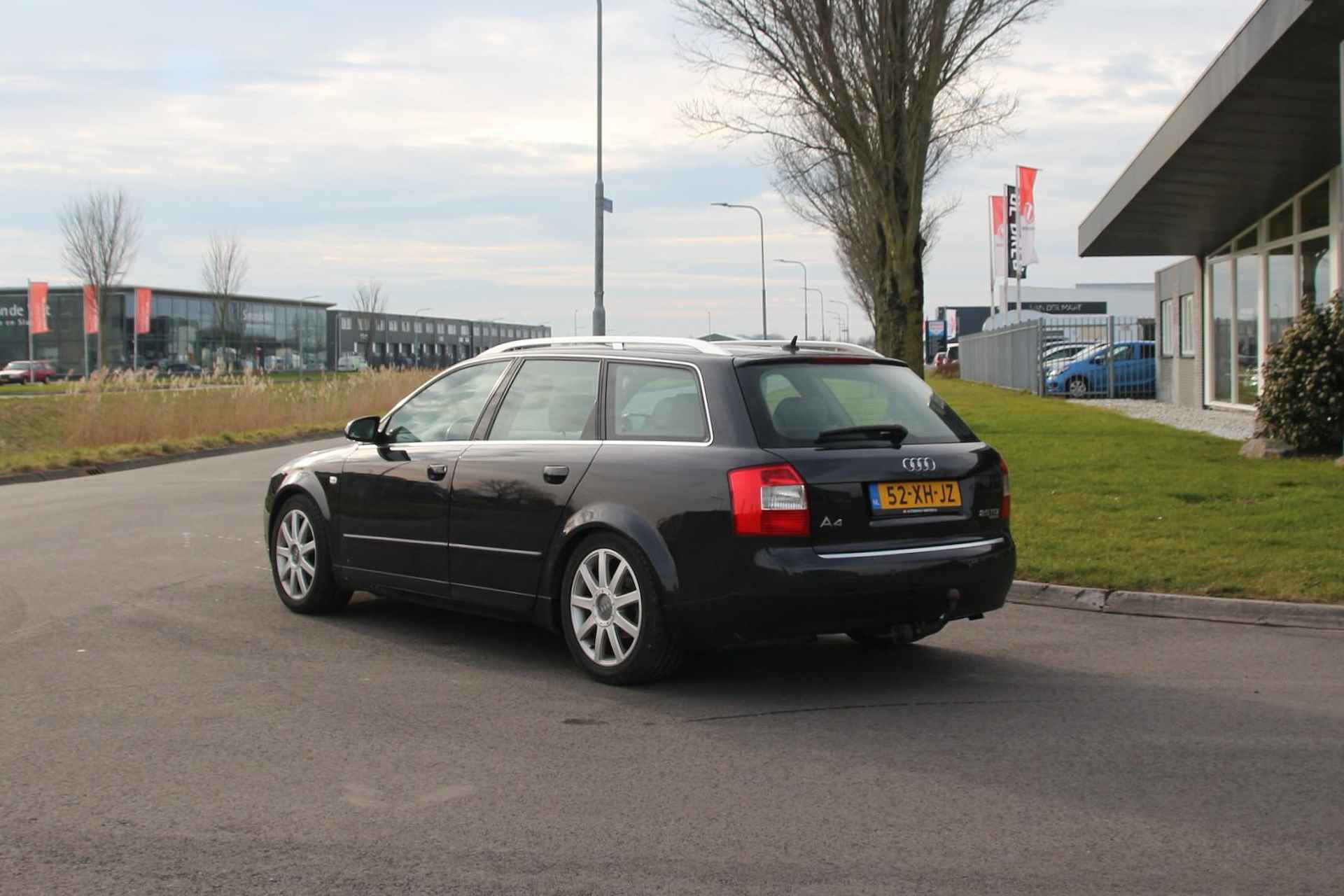 Audi A4 Avant 2.5 TDI quattro Pro Line | YOUNGTIMER | LEDER | BOSE - 3/39