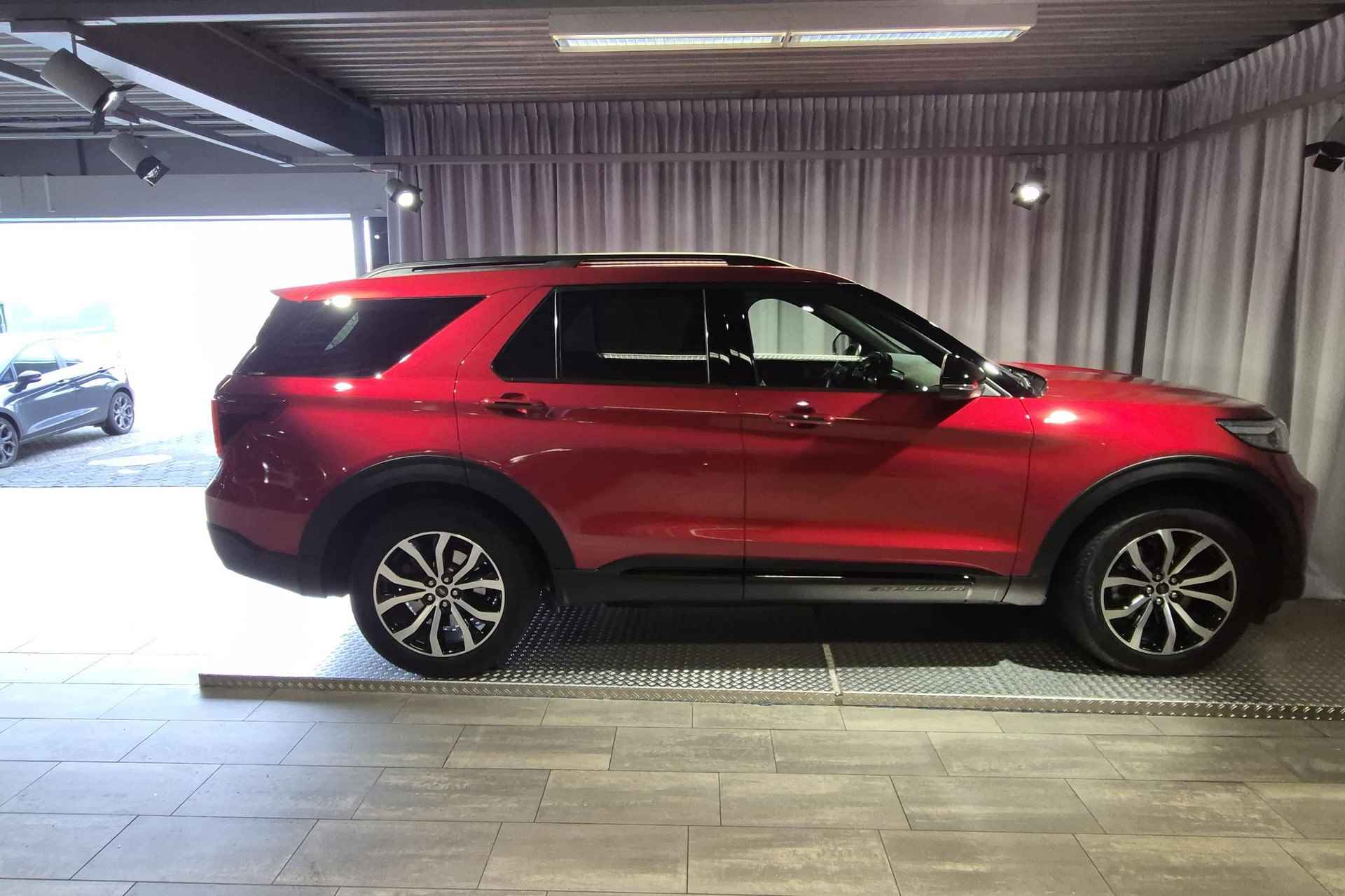 Ford Explorer 3.0 V6 EcoBoost PHEV ST-Line 7 sitter - 27/33