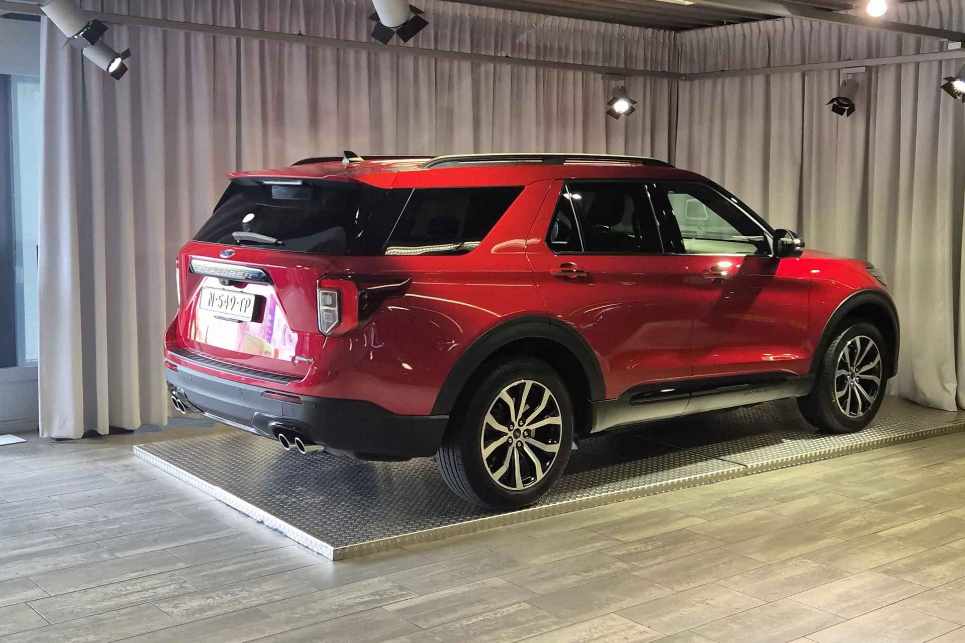 Ford Explorer 3.0 V6 EcoBoost PHEV ST-Line 7 sitter - 28/33