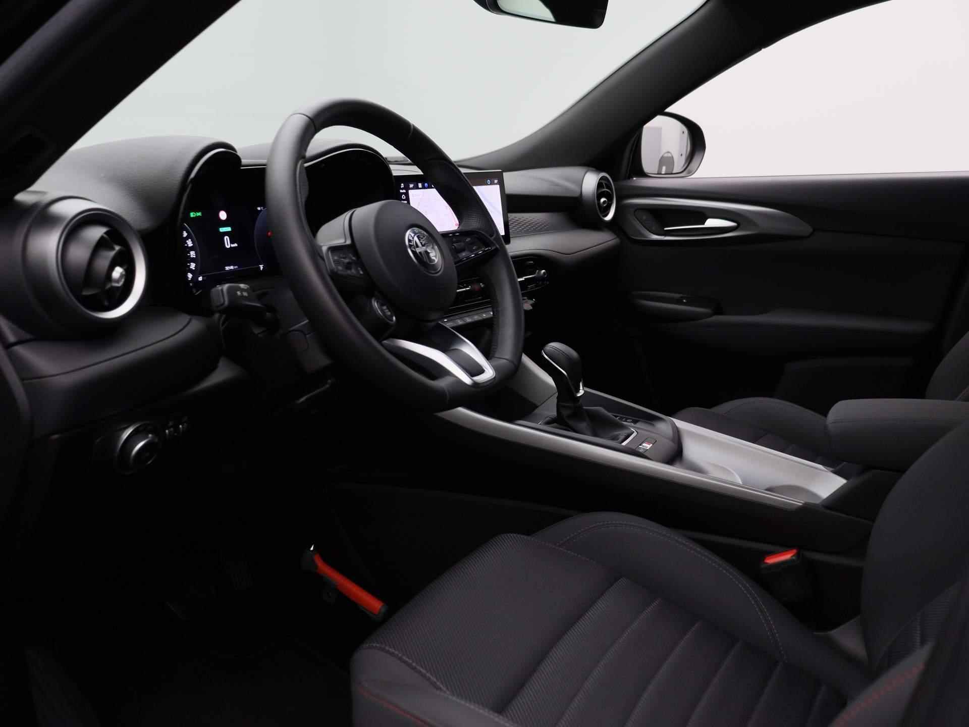 Alfa Romeo Tonale 1.5T Hybrid Sprint | Navigatie | Climate control | Parkeersensoren - 31/43