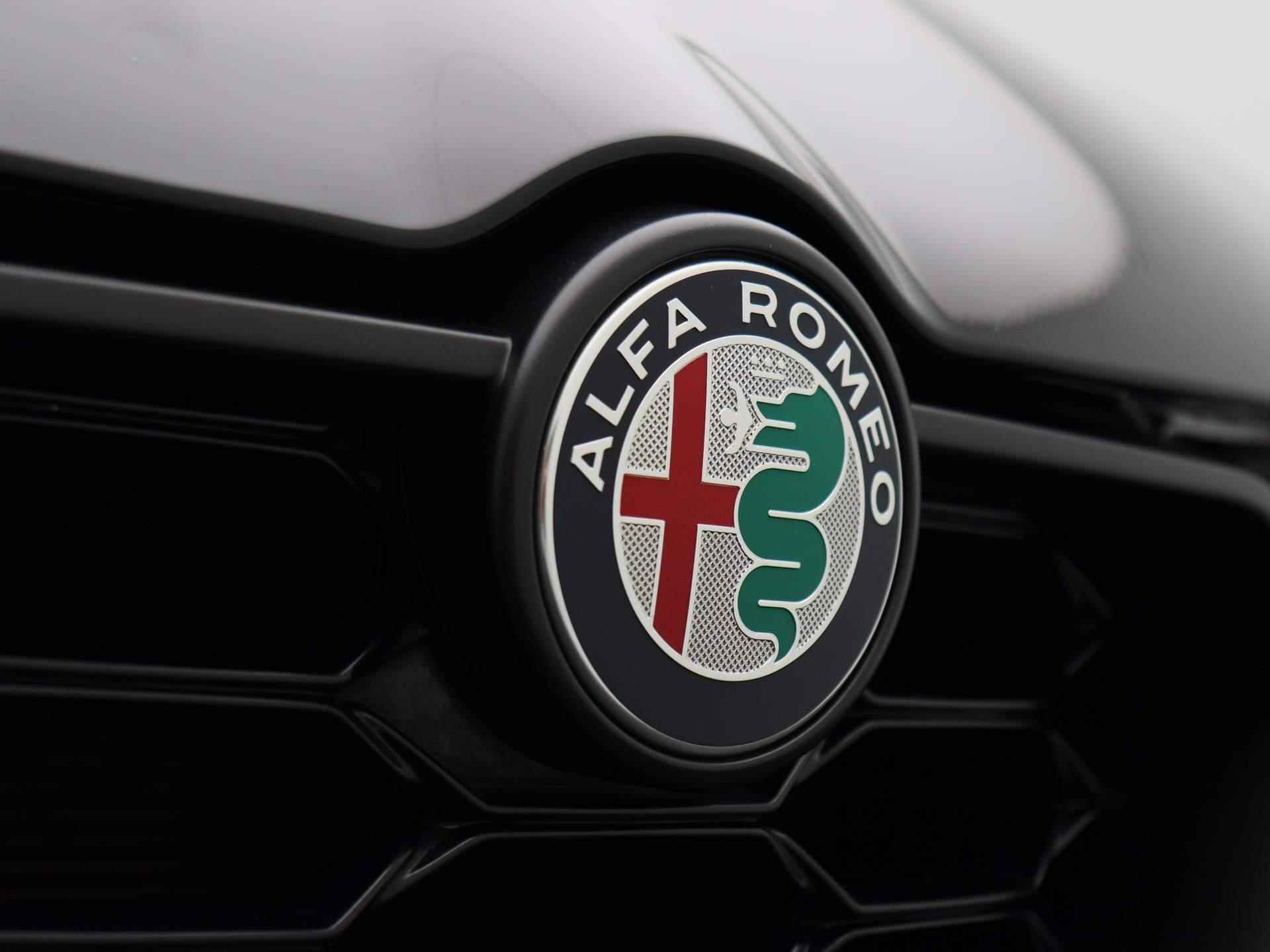 Alfa Romeo Tonale 1.5T Hybrid Sprint | Navigatie | Climate control | Parkeersensoren - 40/43