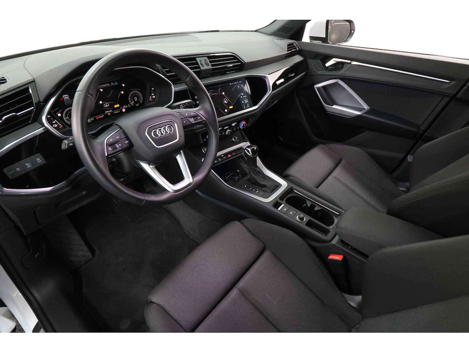 Audi Q3 45 TFSI e S edition (Plug-in Hybride) PHEV - 23/40
