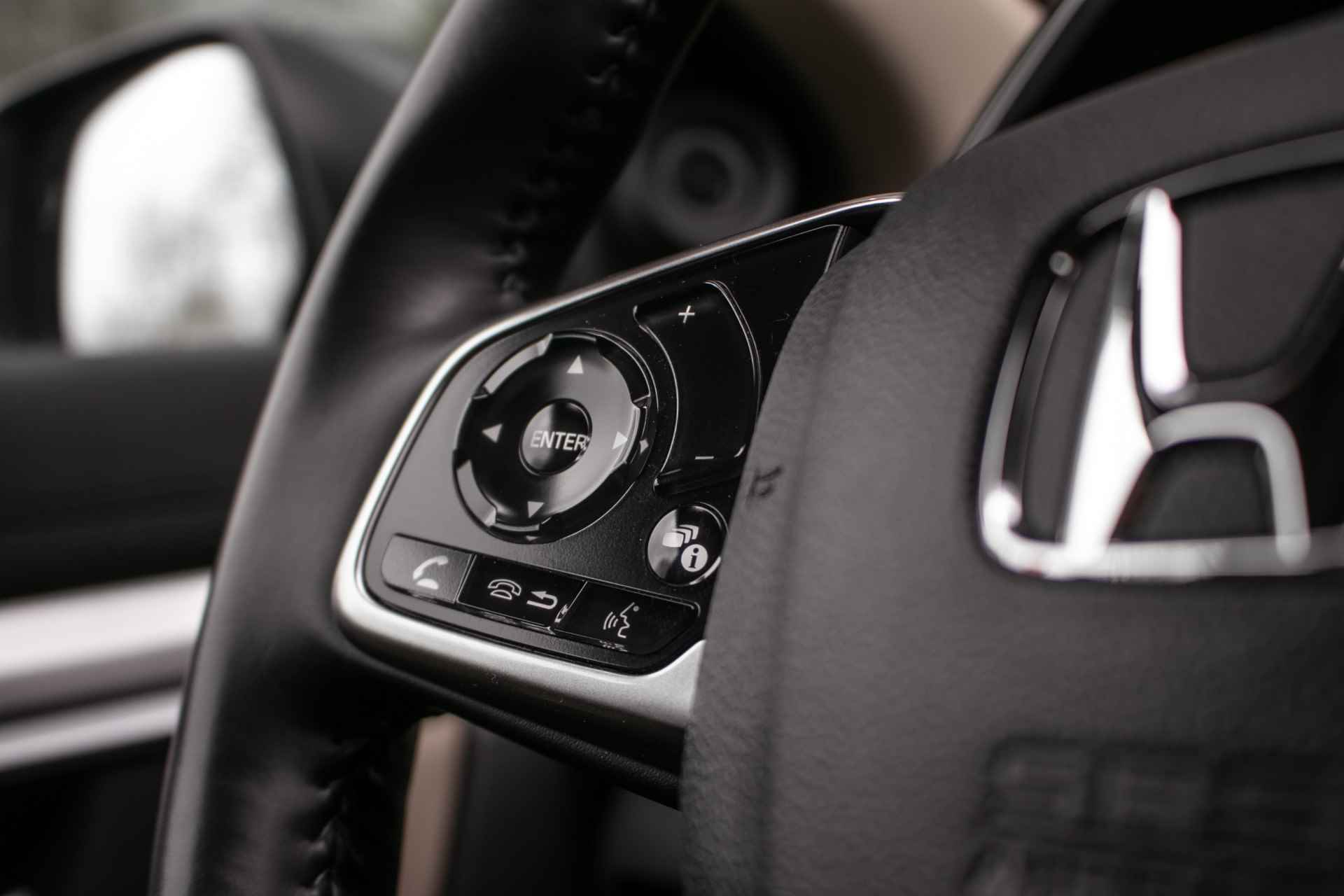 Honda CR-V 2.0 e:HEV AWD Lifestyle -All in rijklaarprijs | Aero pack | Leder | Navi - 39/47