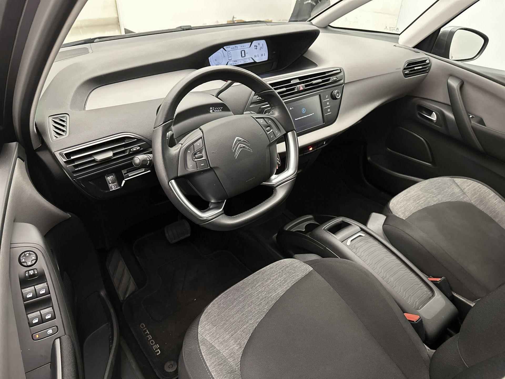 Citroen C4 SpaceTourer MPV Feel 130 pk Automaat | Navigatie | Parkeersensoren Achter | LED Dagrijverlichting | Keyless Entry/Start | Lederen Stuurwiel | Climate Control | Cruise Control | 16" Lichtmetalen Velgen | Apple Carplay/Android Auto | - 10/32