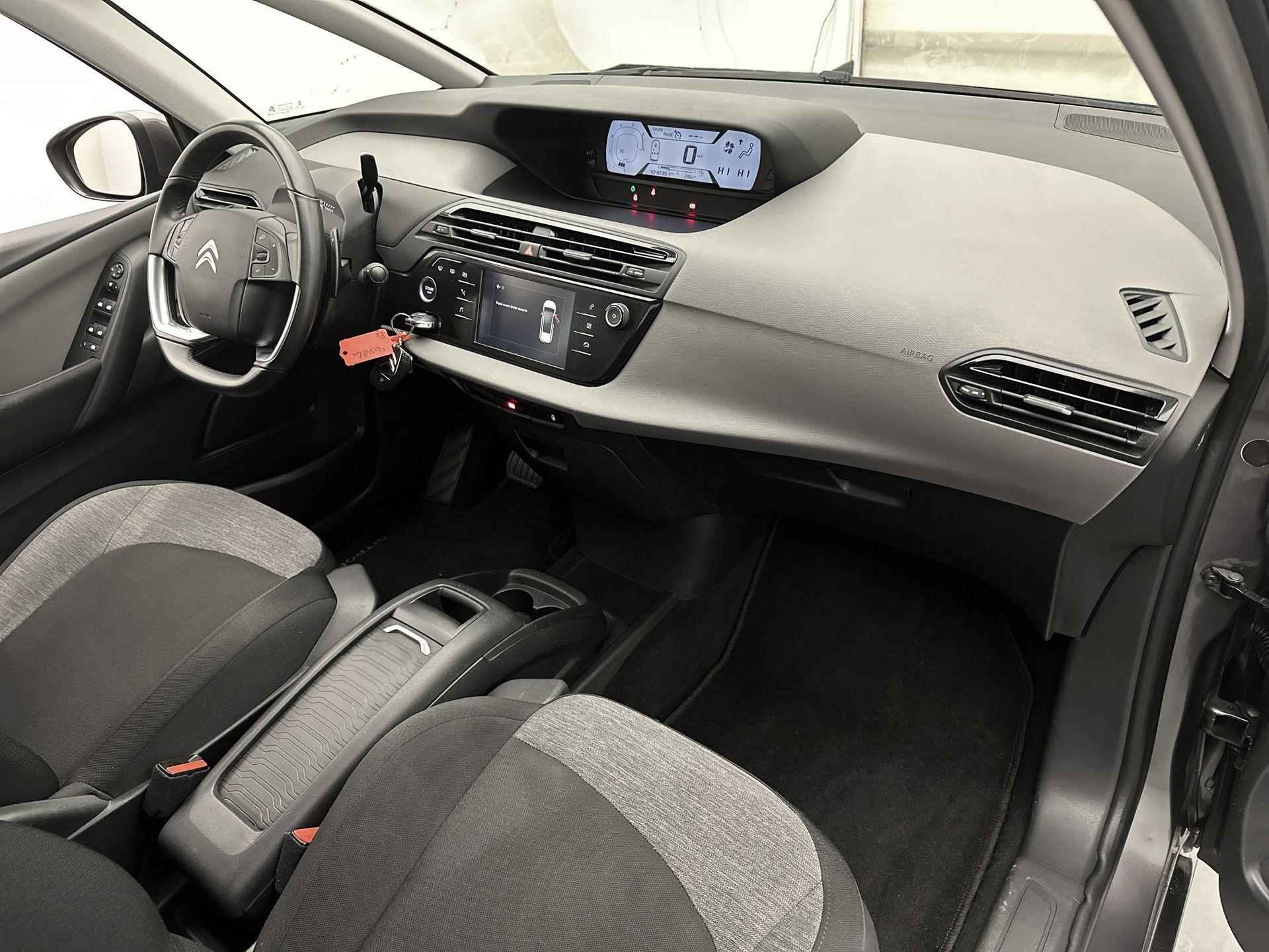 Citroen C4 SpaceTourer MPV Feel 130 pk Automaat | Navigatie | Parkeersensoren Achter | LED Dagrijverlichting | Keyless Entry/Start | Lederen Stuurwiel | Climate Control | Cruise Control | 16" Lichtmetalen Velgen | Apple Carplay/Android Auto | - 13/32