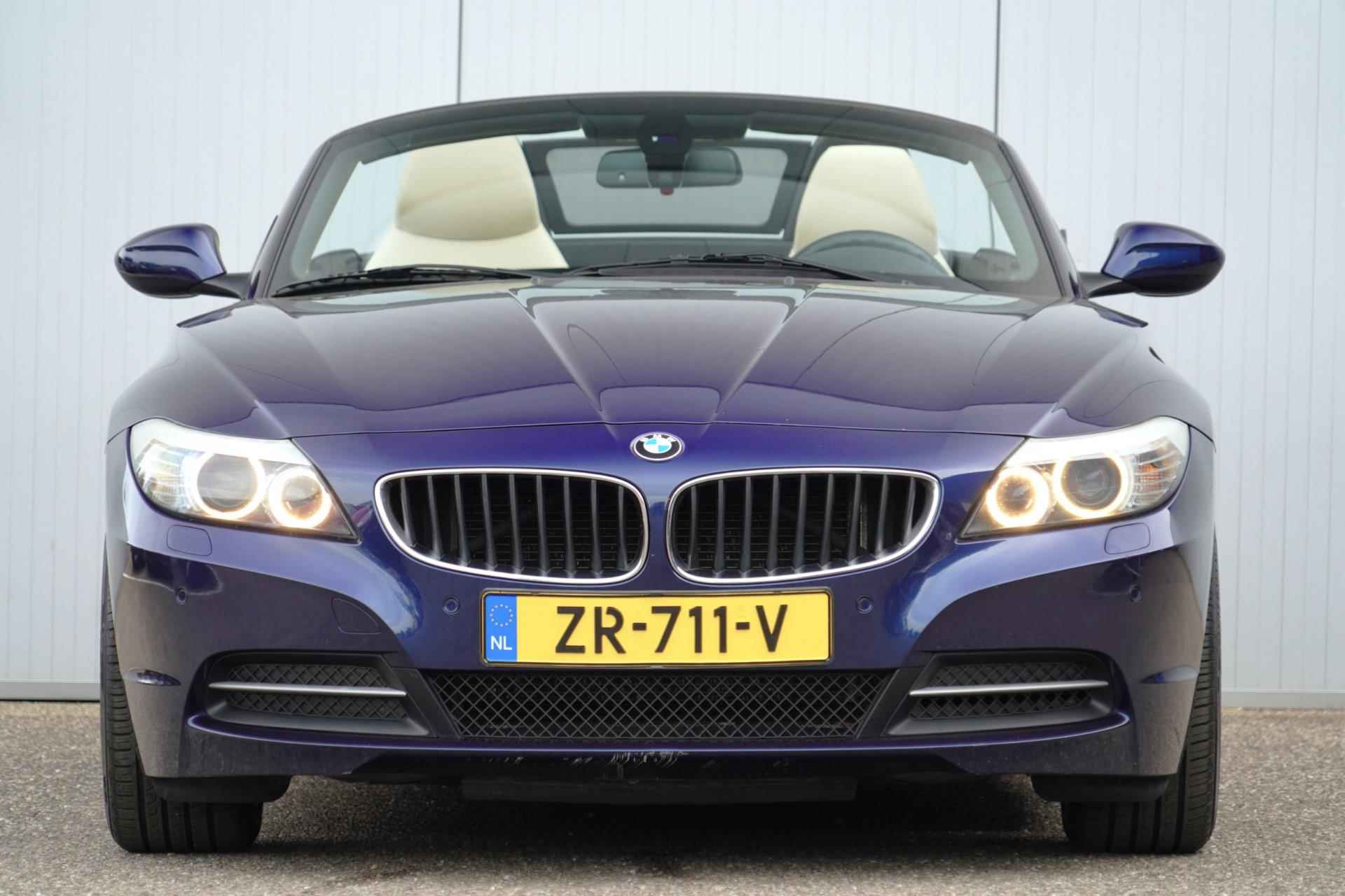 BMW Z4 Roadster SDrive23i / 6 Cilinder / Leder / Climate / Stoelverw. / Elek. Kap / PDC V+A - 20/33