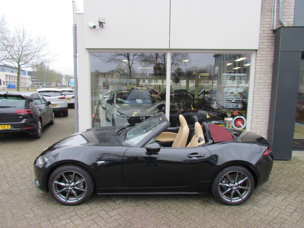 MAZDA Mx-5 2.0 Skyactiv-G 6MT 160pk Roadster Sakura