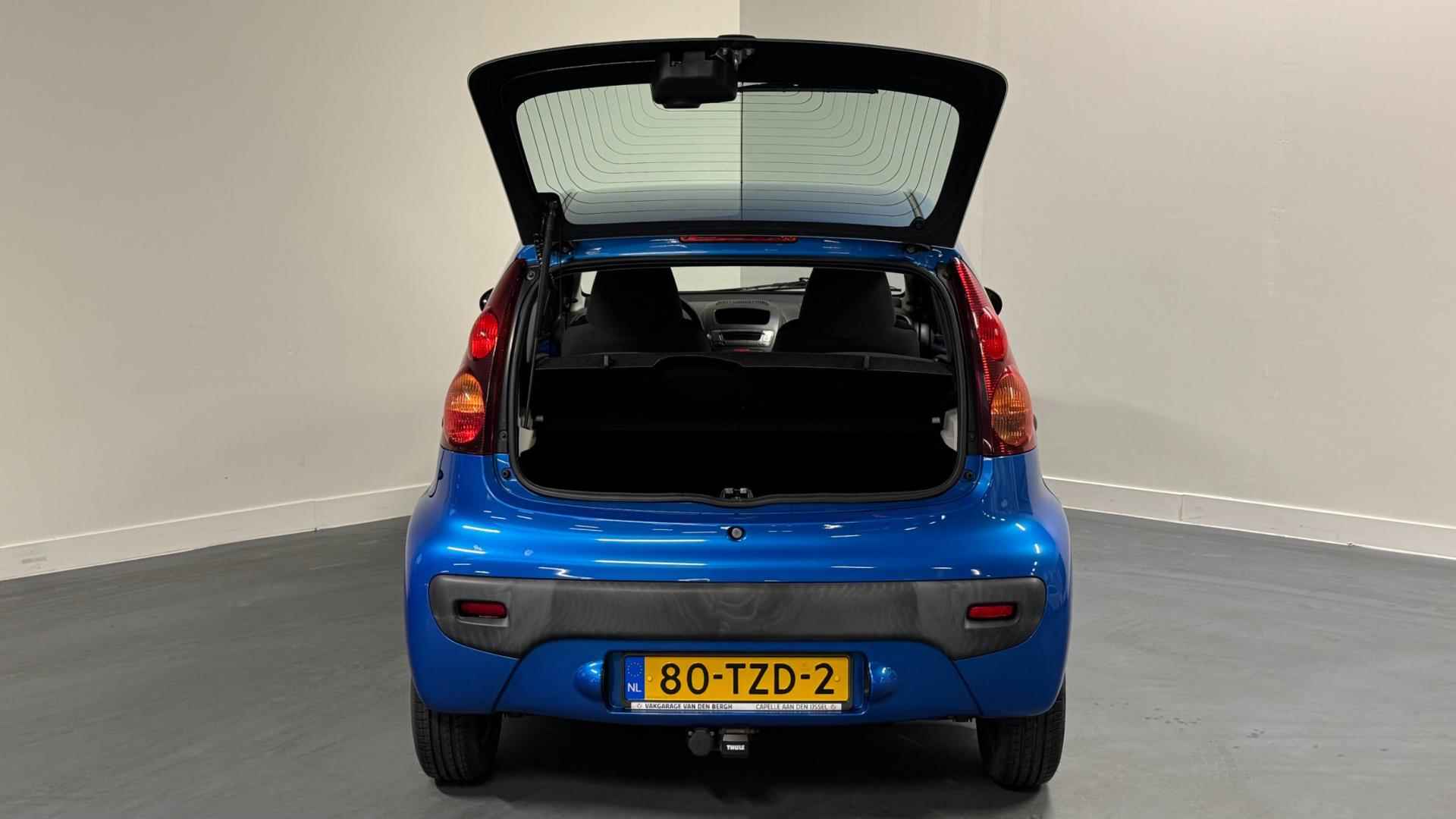 Peugeot 107 1.0 Accent | AIRCO | 1E EIGENAAR | 5-DEURS | TREKHAAK | THULE FIETSENDRAGER | - 19/27