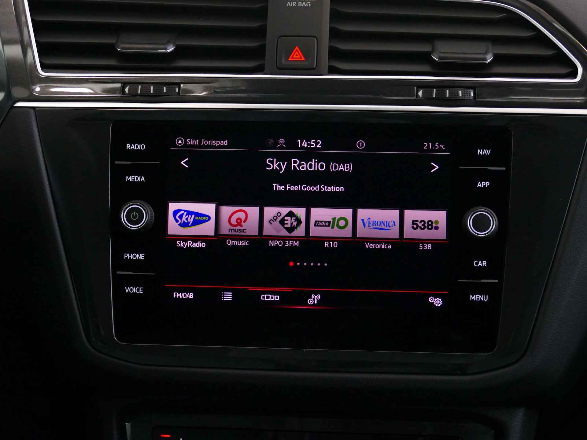 Volkswagen Tiguan 1.5 TSI ELEGANCE IQ LED MATRIX VIR.COCKPIT NAVI ELEK.KLEP CAMERA STOEL/STUUR VERW. 2024 - 30/88