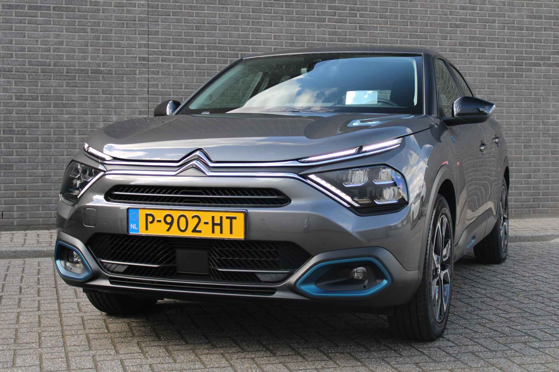 Citroën Ë-C4 Feel Edition 50 kWh €2.000,- Subsidie mogelijk Automaat, 1e Eigenaar, Head Up display, Navigatie - 28/32