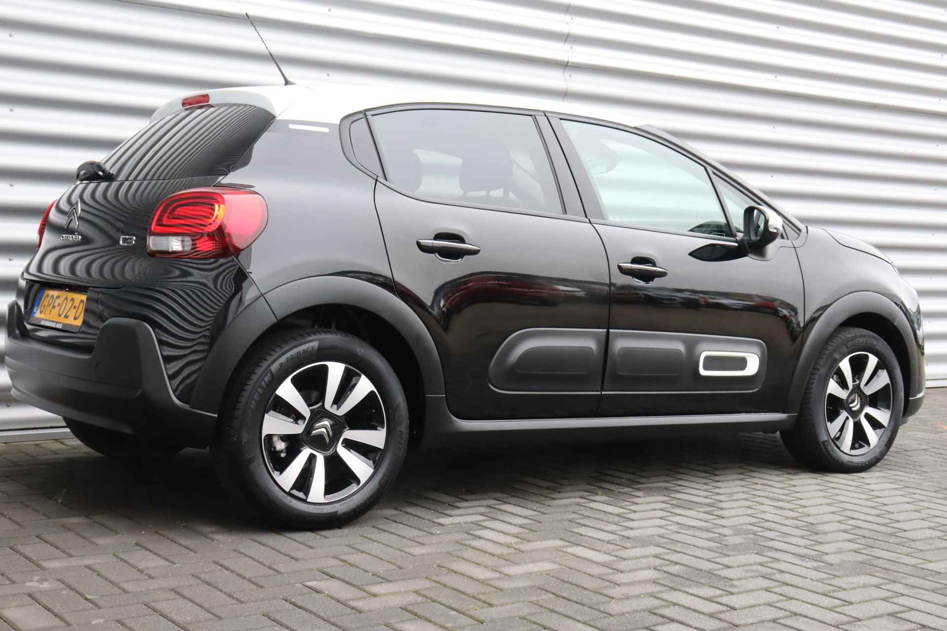 Citroën C3 1.2 PURETECH 110PK FEEL EDITION AUTOMAAT / NAVI / CLIMA / LED / PDC / 16" LMV / KEYLESS / BLUETOOTH / CRUISECONTROL / 1E EIGENAA - 7/34