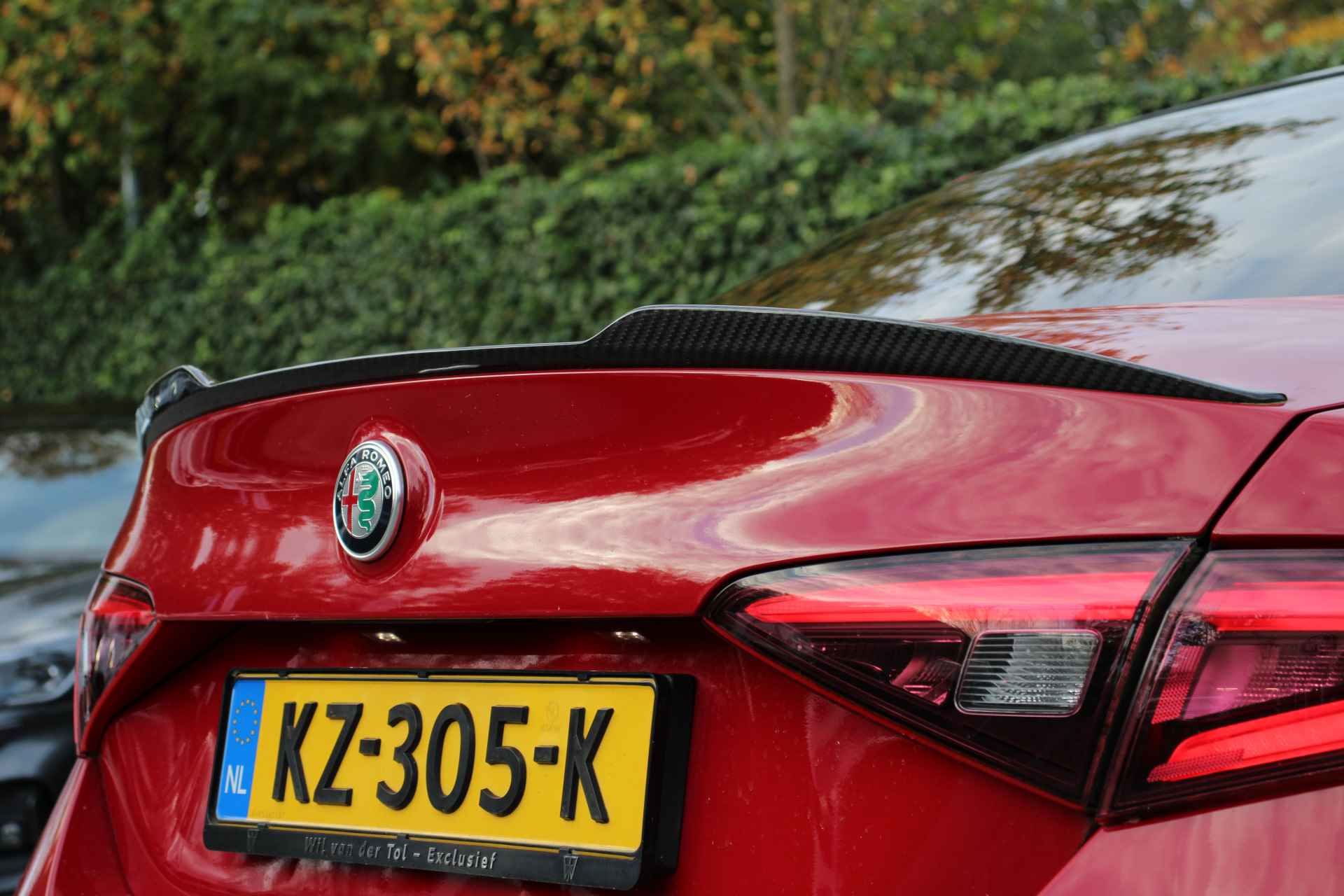 Alfa Romeo Giulia 2.0T 300PK SUPER AUTOMAAT | NL-AUTO! | PANODAK | LEDER | ADAPTIVE CRUISE | HARMAN/KARDON | LED | DEALER OH! | NAVI | CLIMA | PER - 24/38