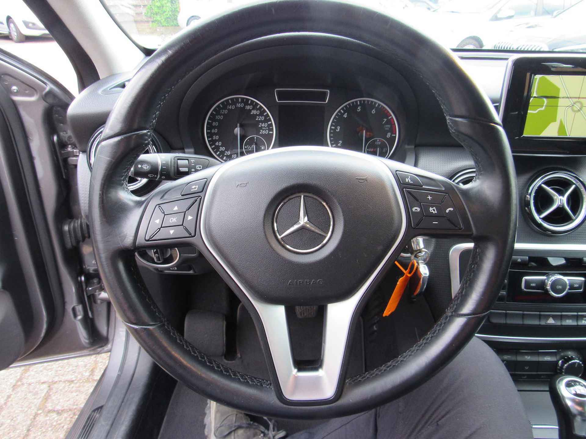 Mercedes-Benz A-Klasse A 180 AMBITION - 16/25
