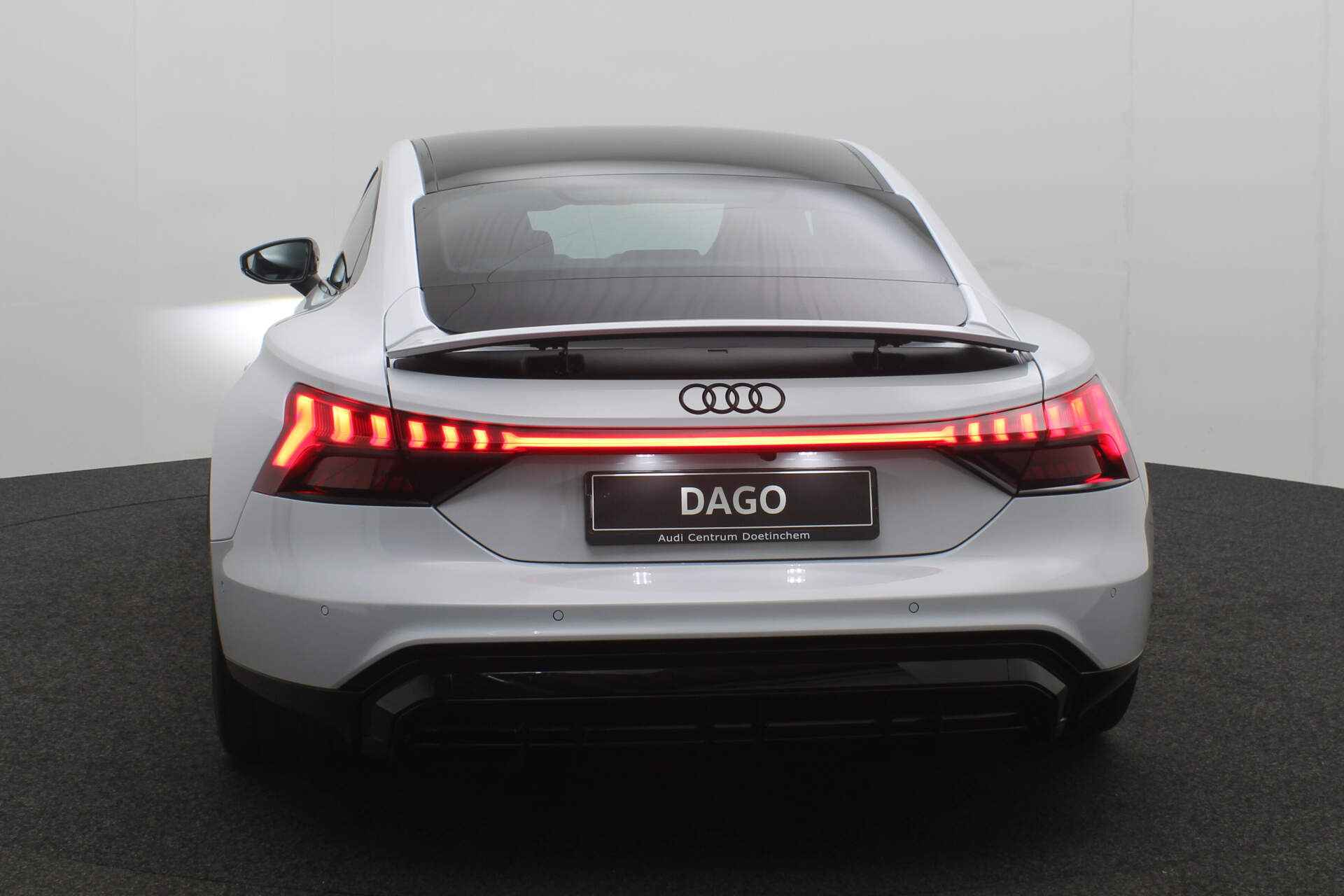 Audi e-tron GT 93kWh 350kW/476pk ACTIE! VAN 148.000 VOOR 119.900 DIRECT LEVERBAAR! - 8/44