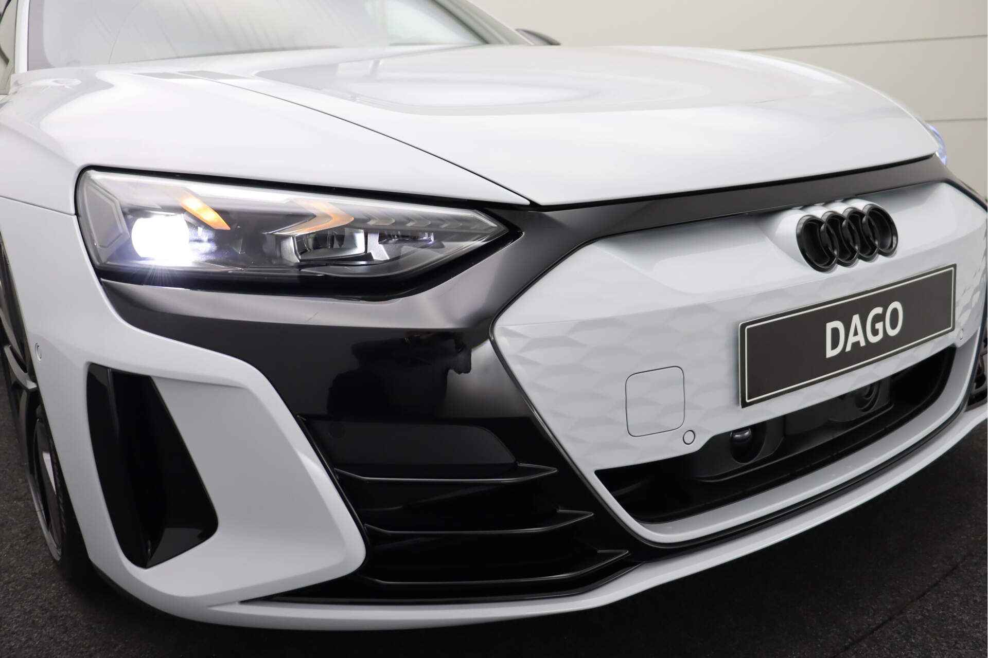 Audi e-tron GT 93kWh 350kW/476pk ACTIE! VAN 148.000 VOOR 119.900 DIRECT LEVERBAAR! - 30/44