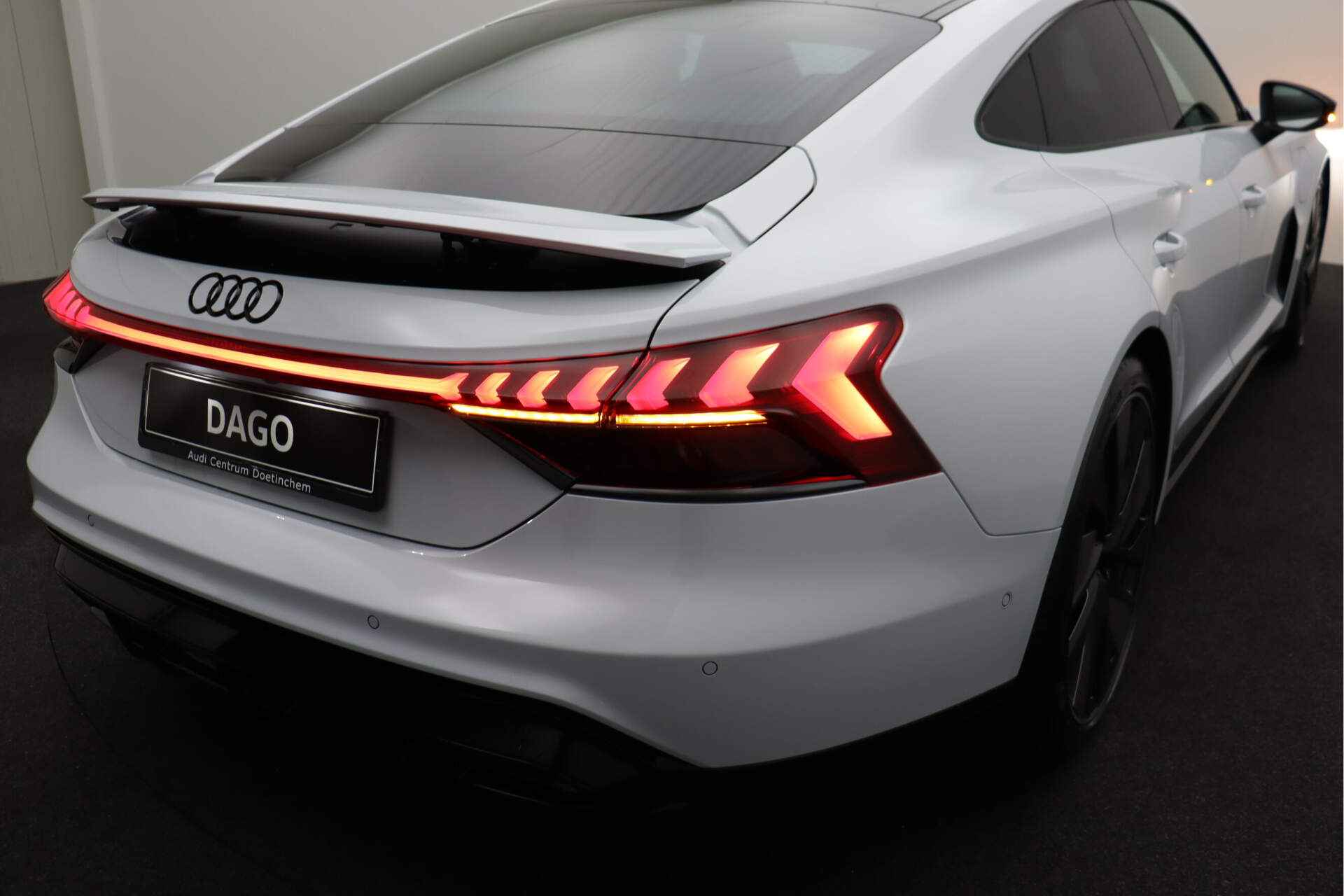 Audi e-tron GT 93kWh 350kW/476pk ACTIE! VAN 148.000 VOOR 119.900 DIRECT LEVERBAAR! - 33/44