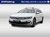 Volkswagen Passat Variant 1.4 TSI PHEV 218PK DSG GTE Business / Panoramadak / Virtual Cockpit / Leder Nappa / Elek. Zwenkbare Trekhaak / Head-Up Display / Elek. Achterklep / Standkachel / Alarm / Camera / 17" LMV P4